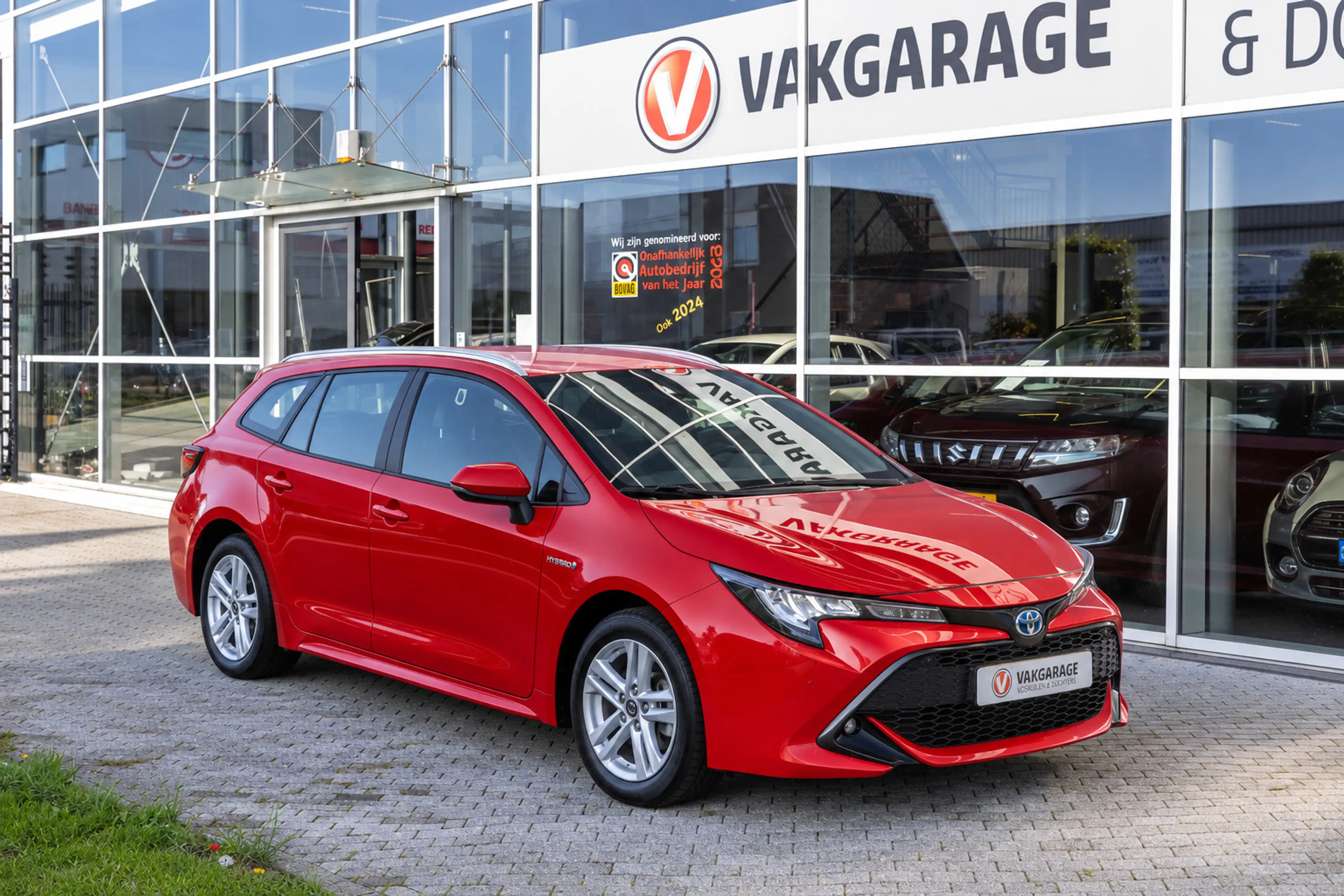 Toyota Corolla Touring Sports 1.8 Hybrid Business Plus Tech | Dod — photo 4