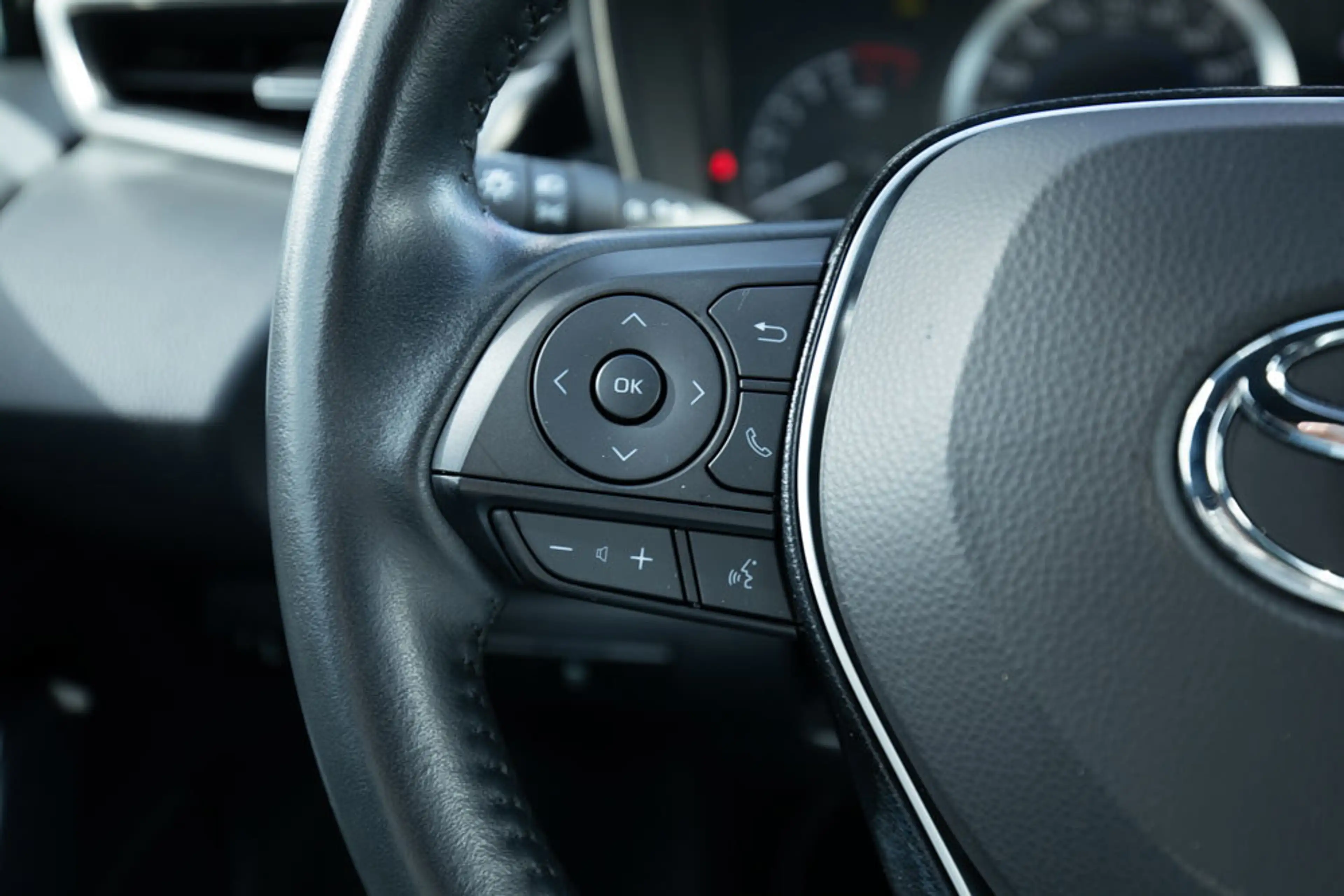 Toyota Corolla Touring Sports 1.8 Hybrid Business Plus Tech | Dod — photo 30