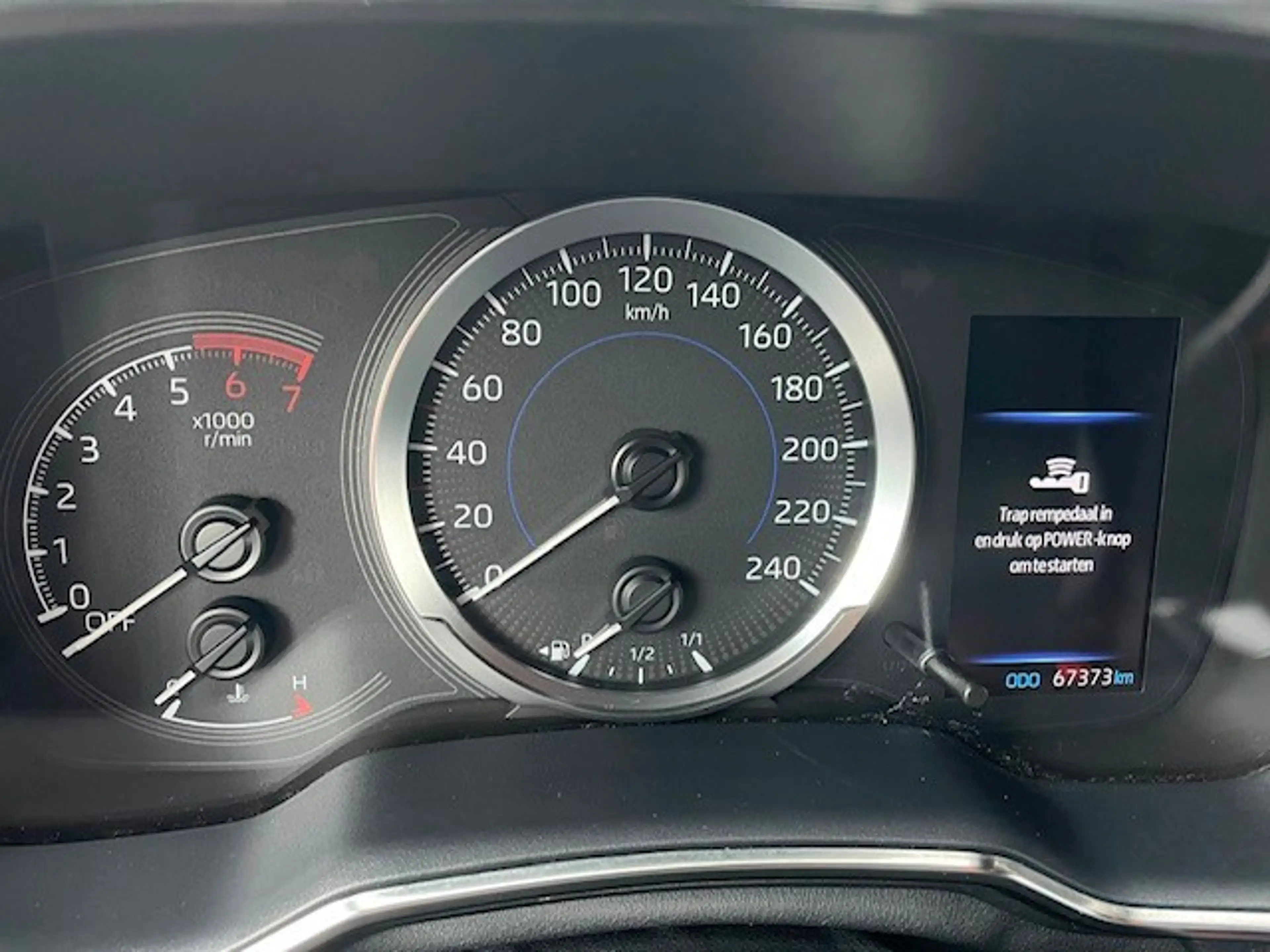 Toyota Corolla Touring Sports 1.8 Hybrid Business Plus Tech | Dod — photo 31