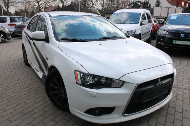 Mitsubishi Lancer Sportback Inform
