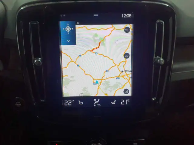 Volvo XC40 view 12