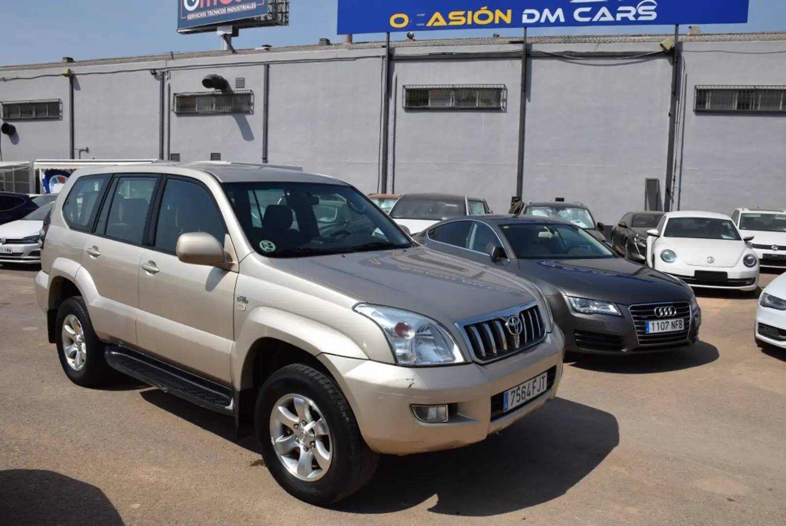 Toyota Land Cruiser D-4D GX Beige - 1