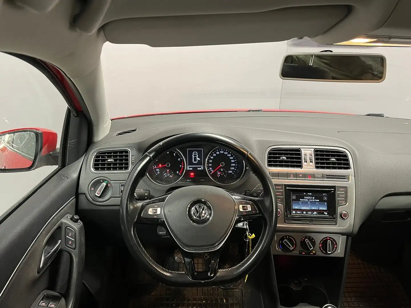 Volkswagen Polo Lounge ***Servicegepflegt*** Rosso - 2