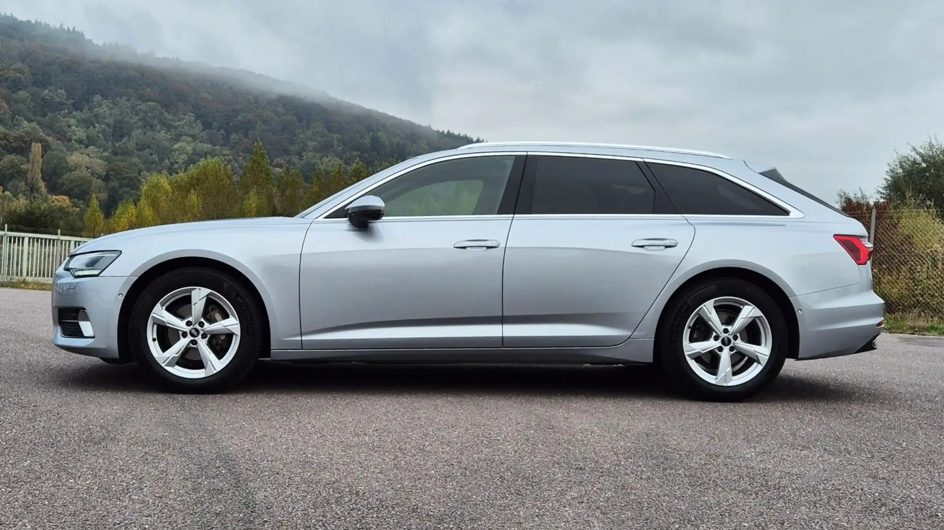Audi A6 Avant 40 TDI sport, Business Paket. Silber - 2