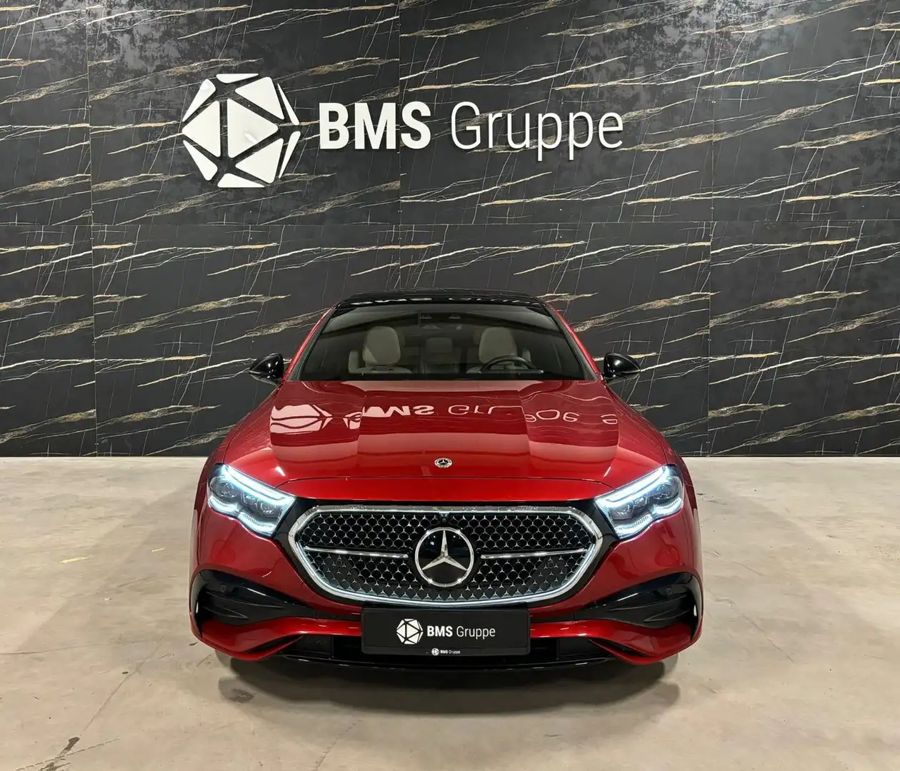 Mercedes-Benz E 220 d AMG / Superscreen / Night / Pano Roşu - 2