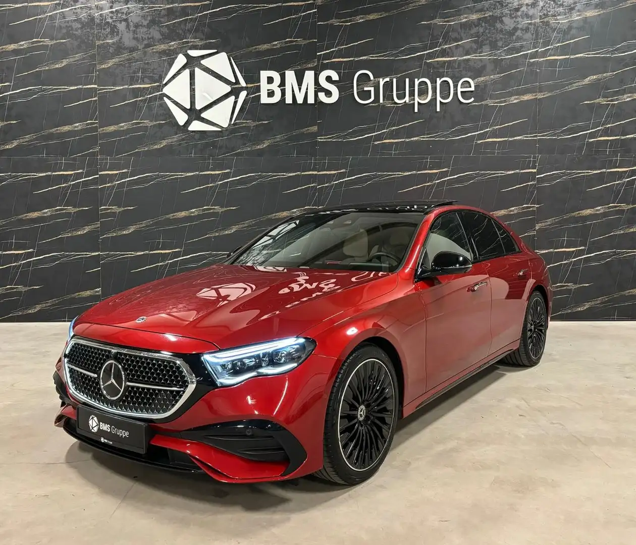 Mercedes-Benz E 220 d AMG / Superscreen / Night / Pano Roşu - 1
