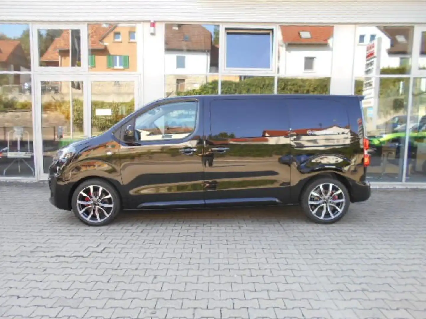 Opel Zafira Elegance M Schwarz - 2