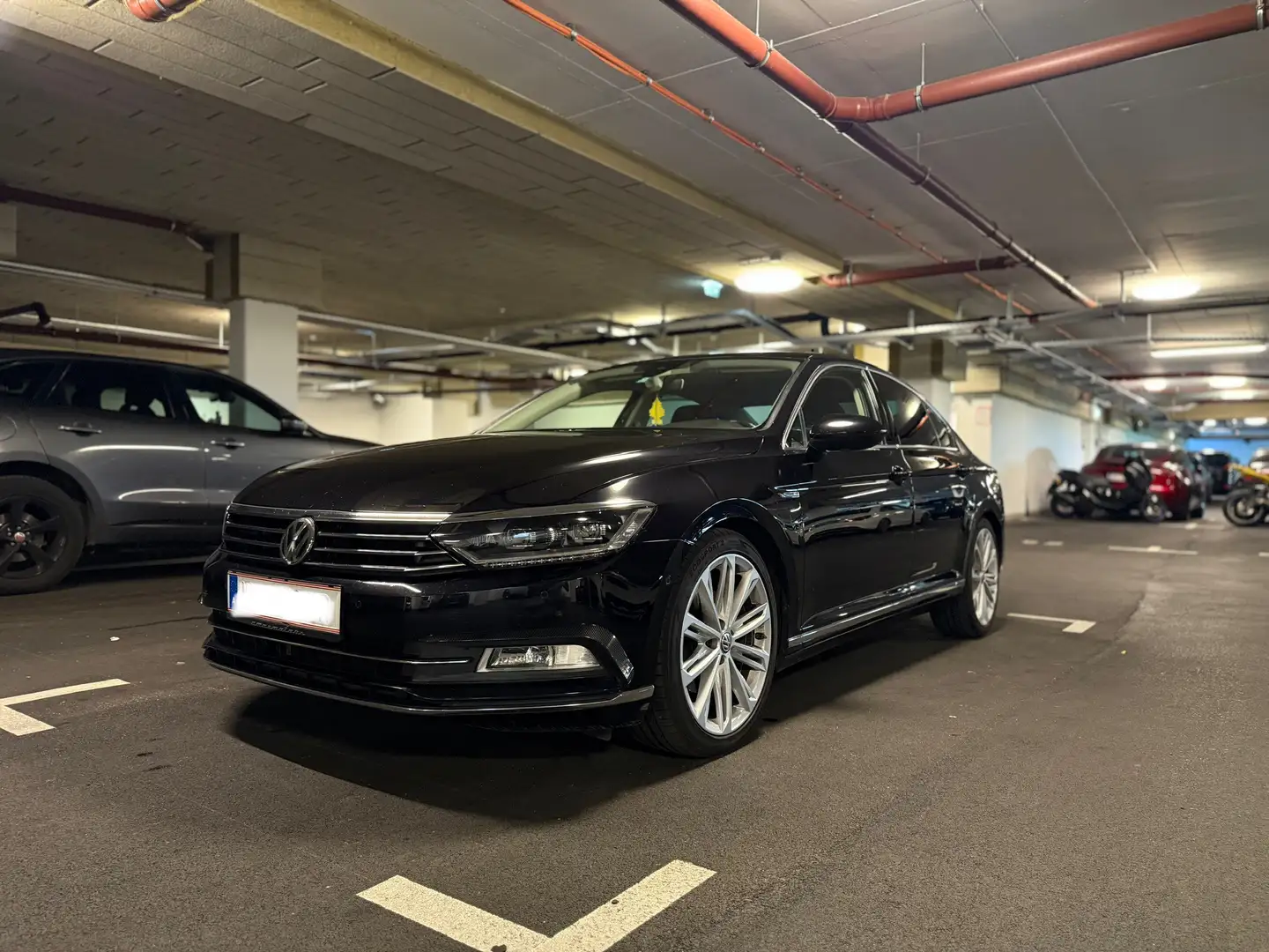 Volkswagen Passat Highline 2,0 TDI DSG VOLL !!! - 2