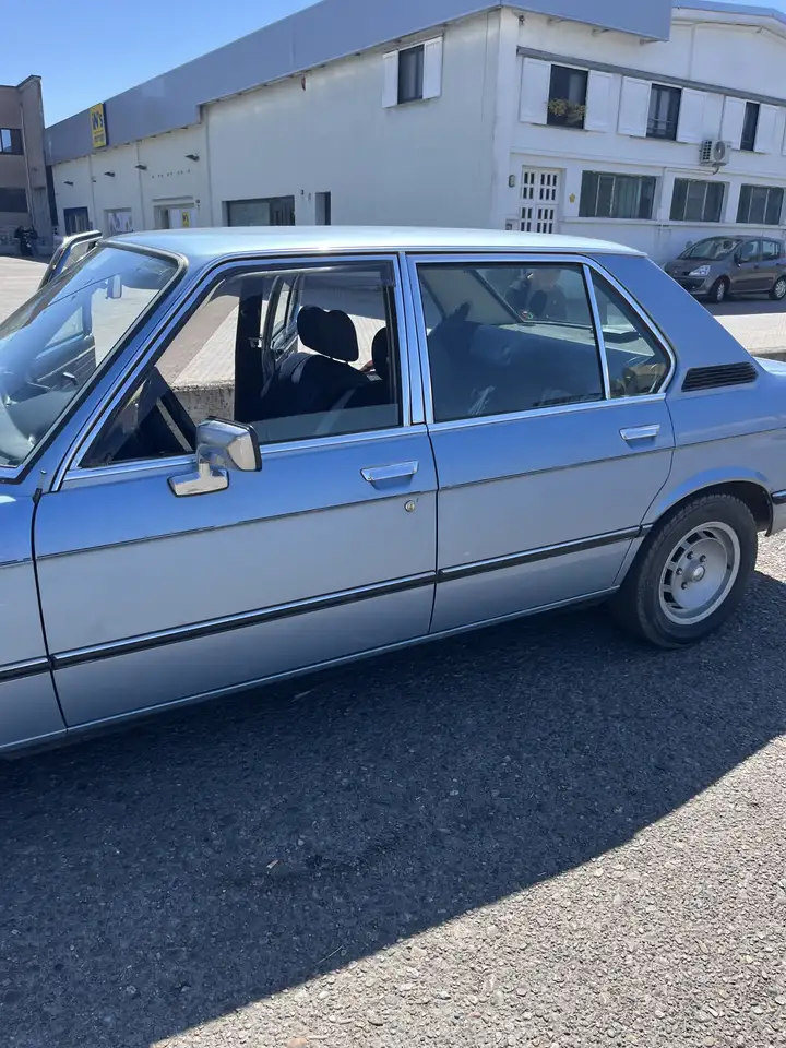BMW 518 Bavaria, foto 3