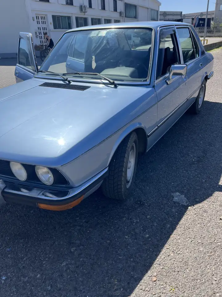BMW 518 Bavaria, foto 2