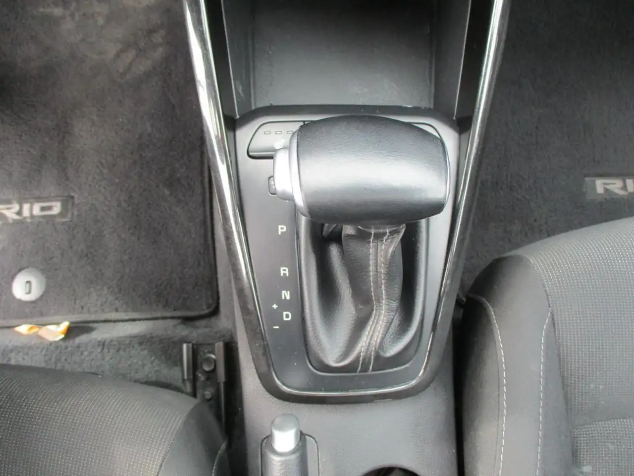 Kia Rio снимка Kia Rio