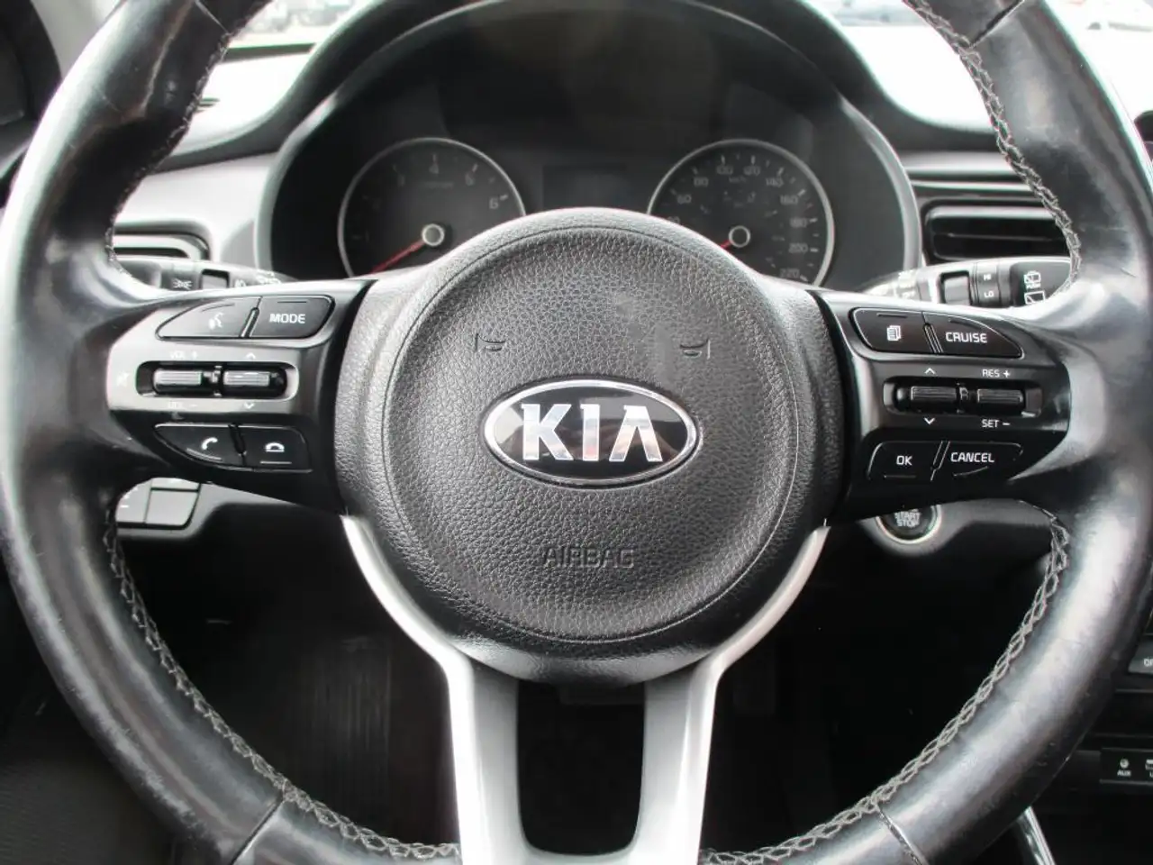 Kia Rio снимка Kia Rio