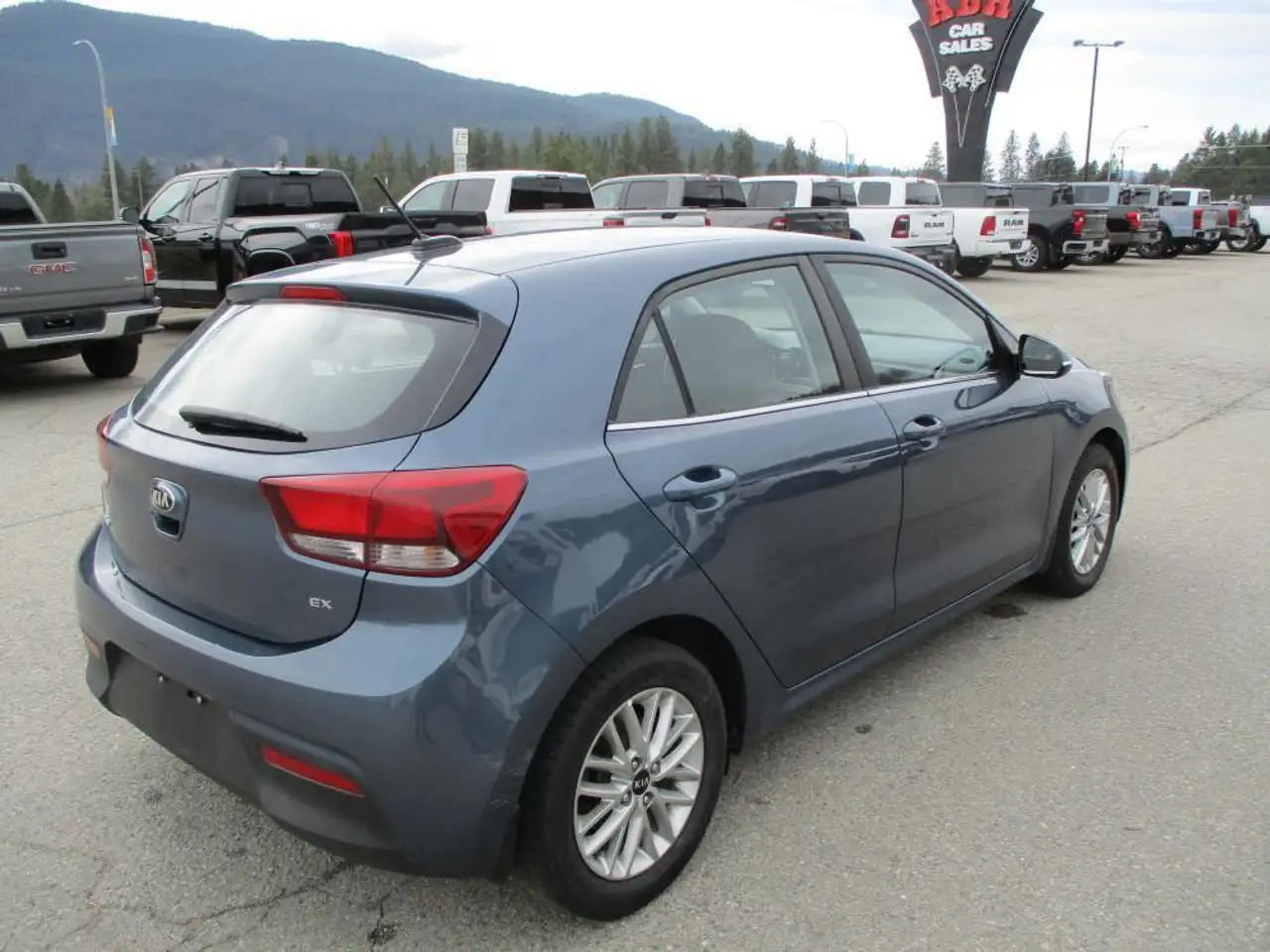 Kia Rio снимка Kia Rio