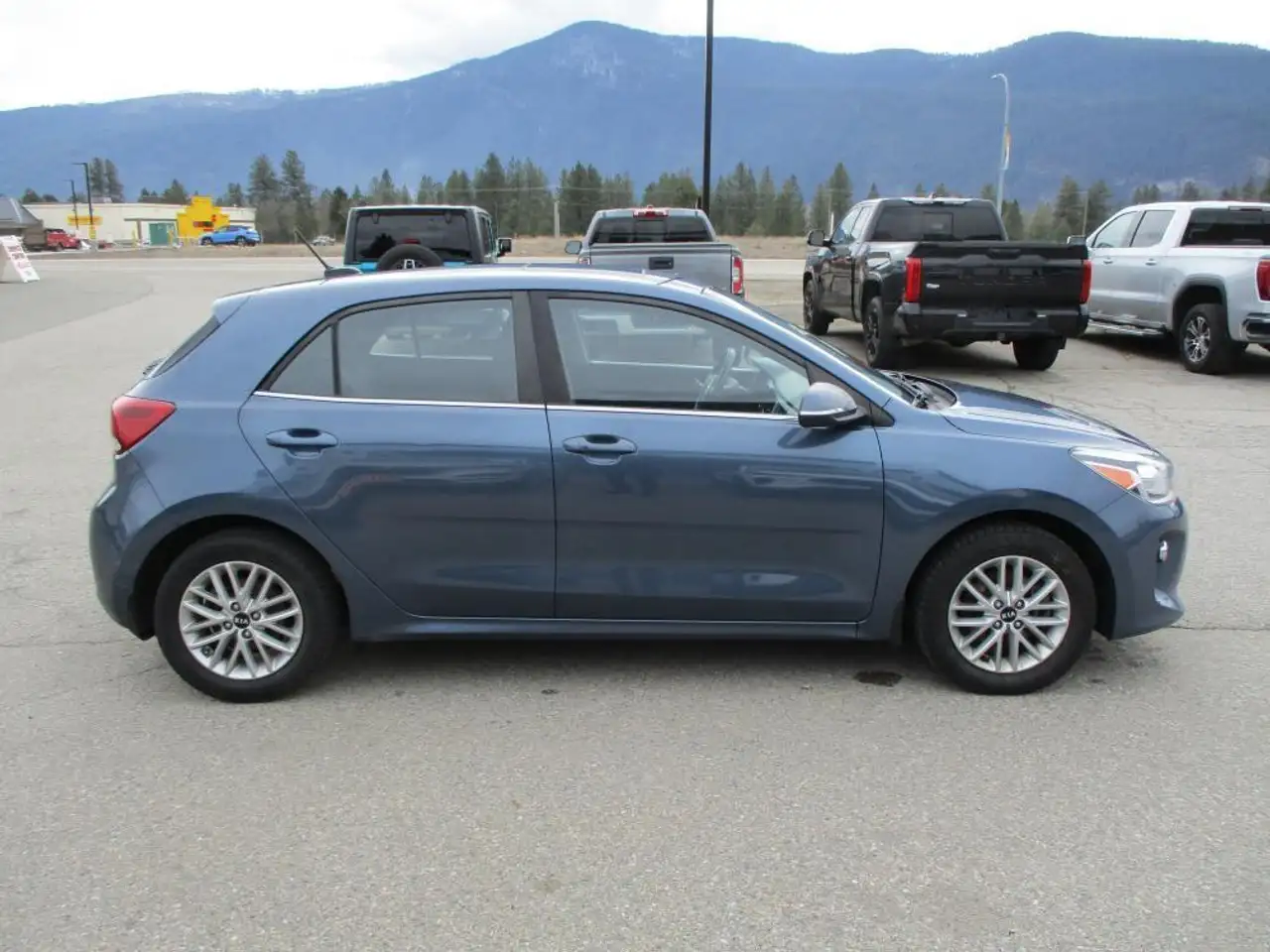 Kia Rio снимка Kia Rio