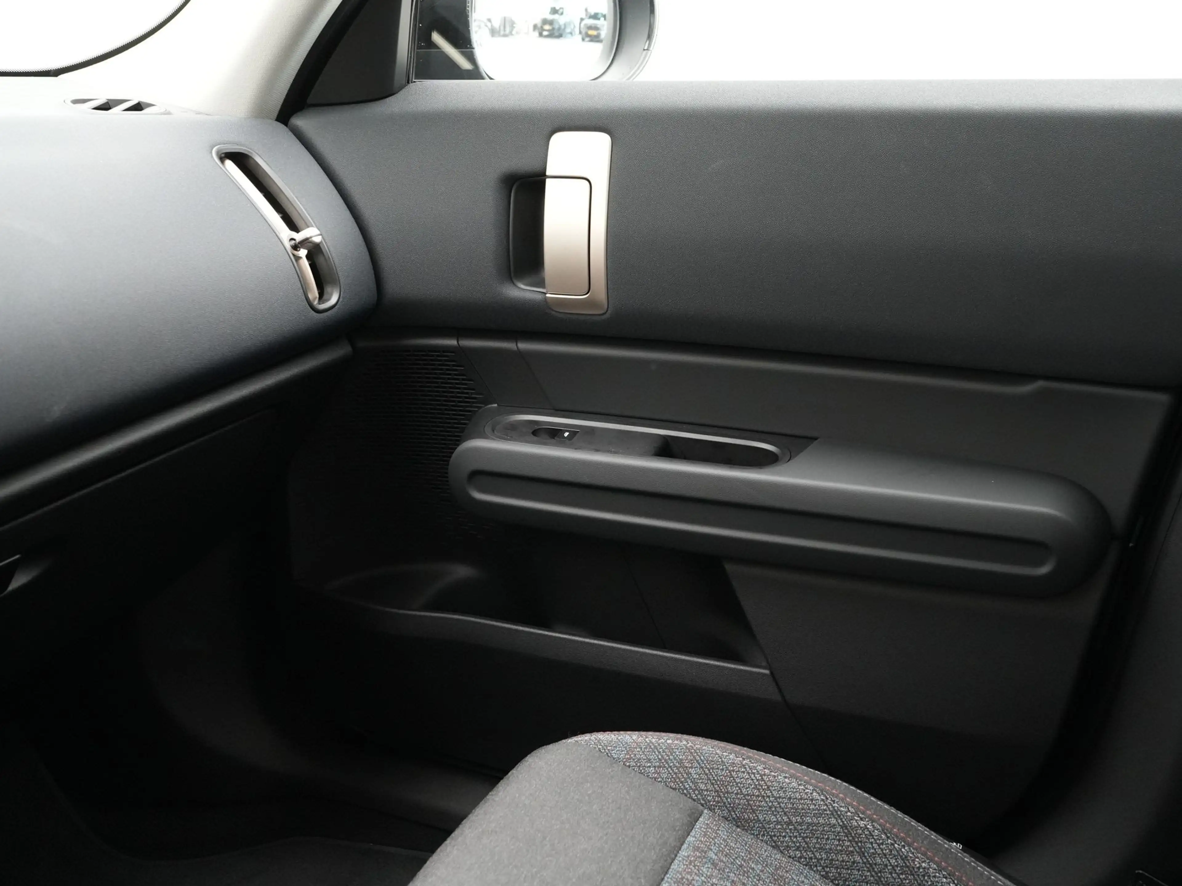 MINI Countryman E Essential Accu conditie 100% — photo 13