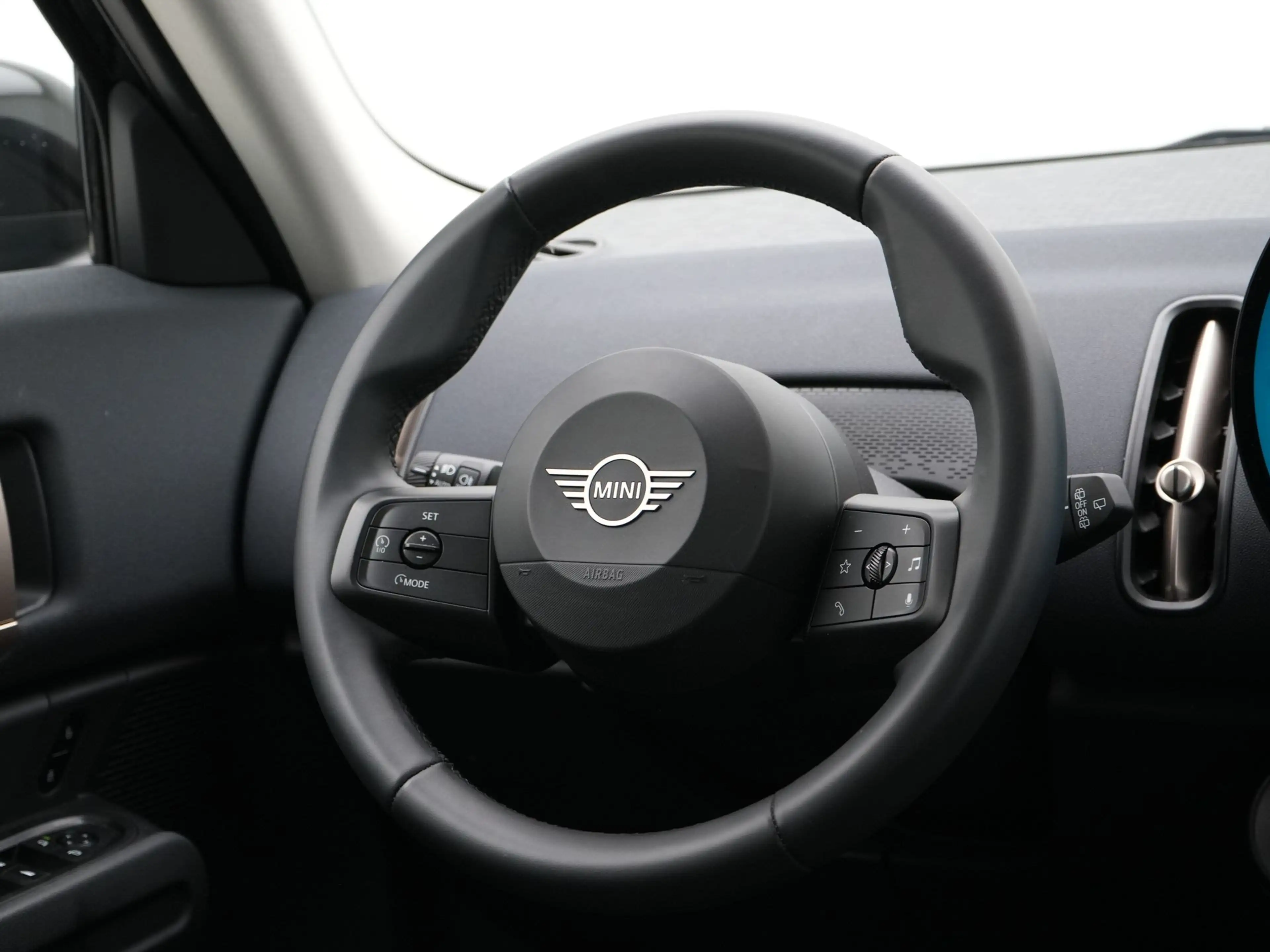 MINI Countryman E Essential Accu conditie 100% — photo 2