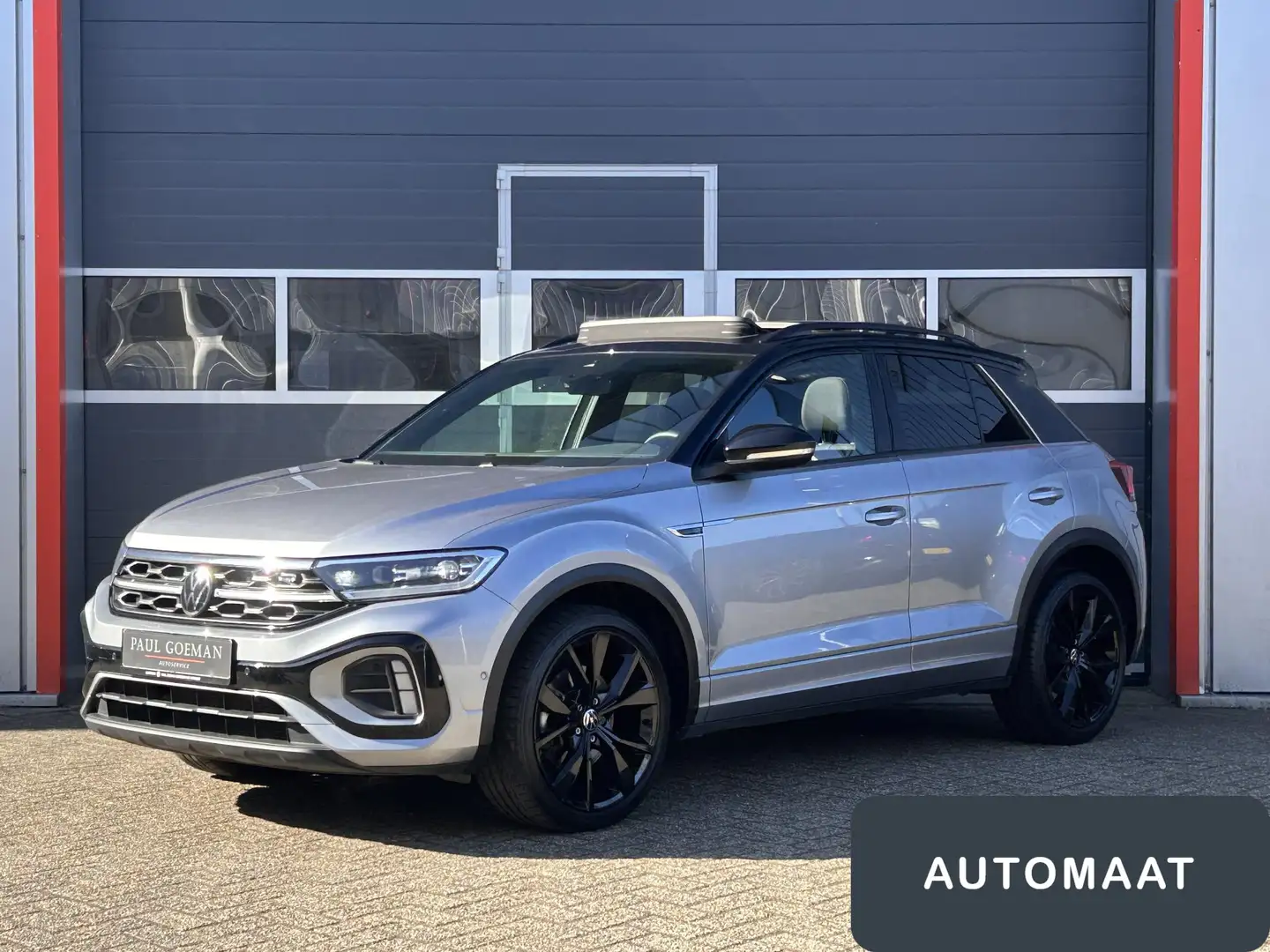 Volkswagen T-Roc 1.5 TSI R-Line | Pano | LED | Elek klep | 19 inch Grijs - 2