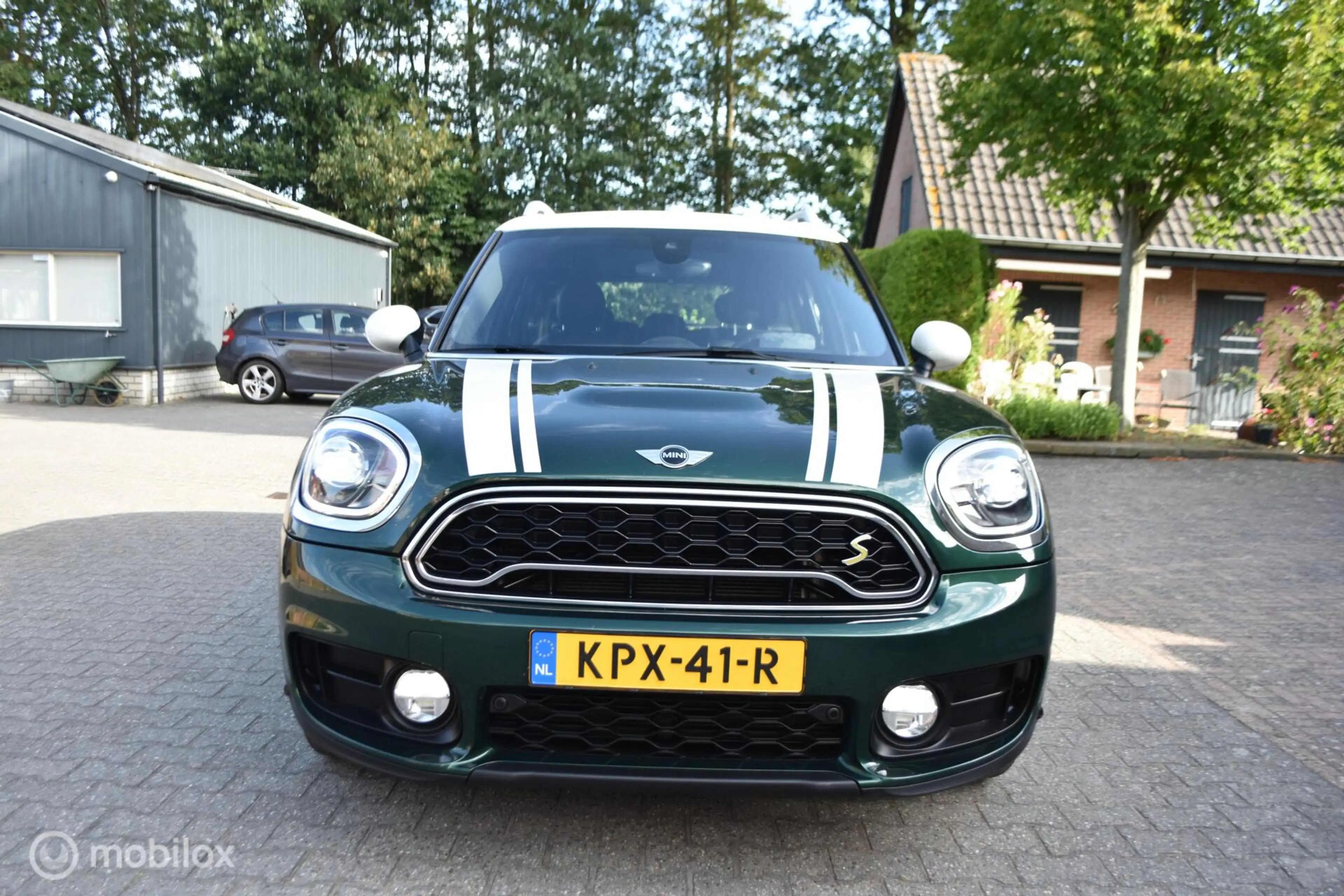 MINI Cooper SE Countryman 1.5 ALL4 Chili — photo 2