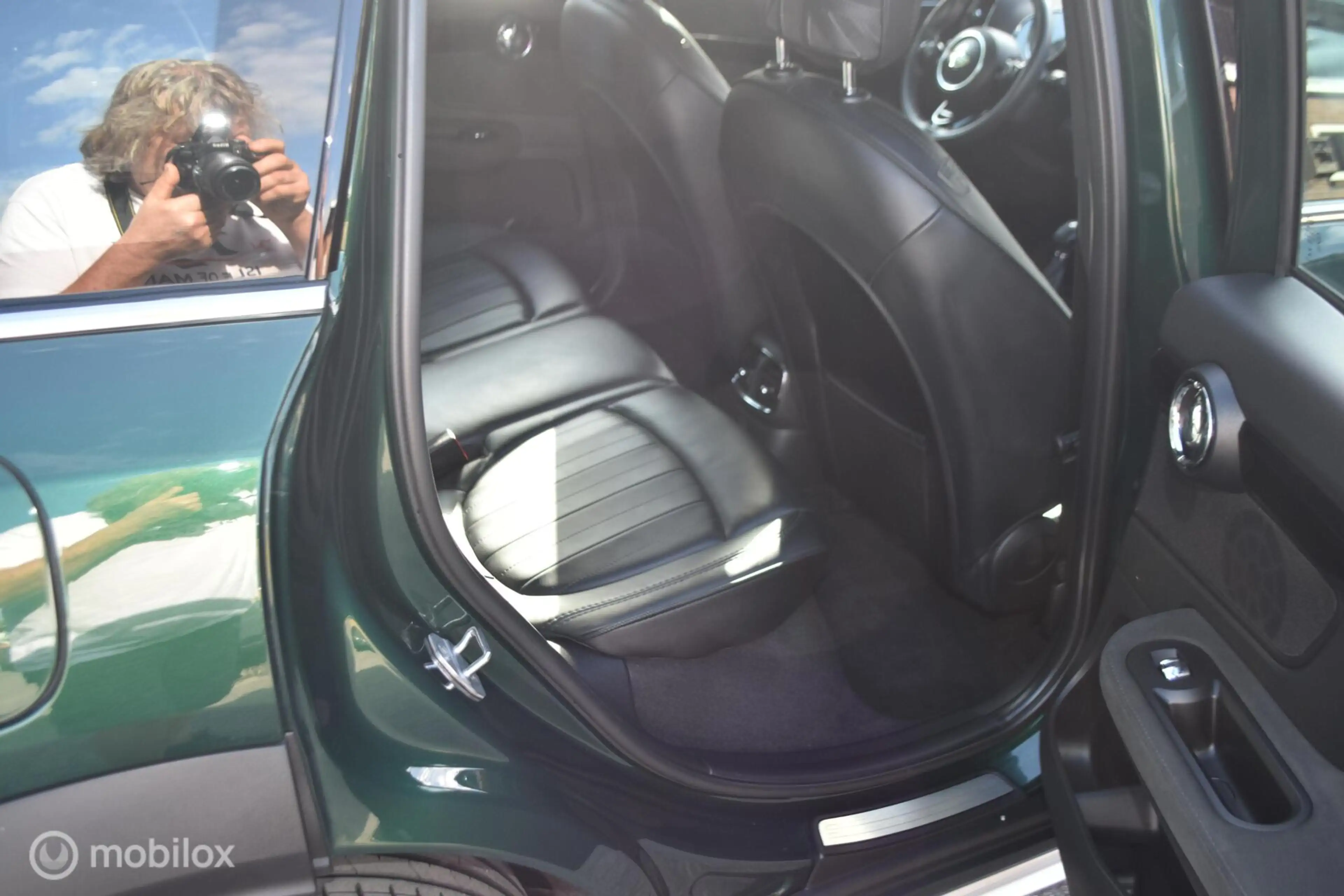MINI Cooper SE Countryman 1.5 ALL4 Chili — photo 11