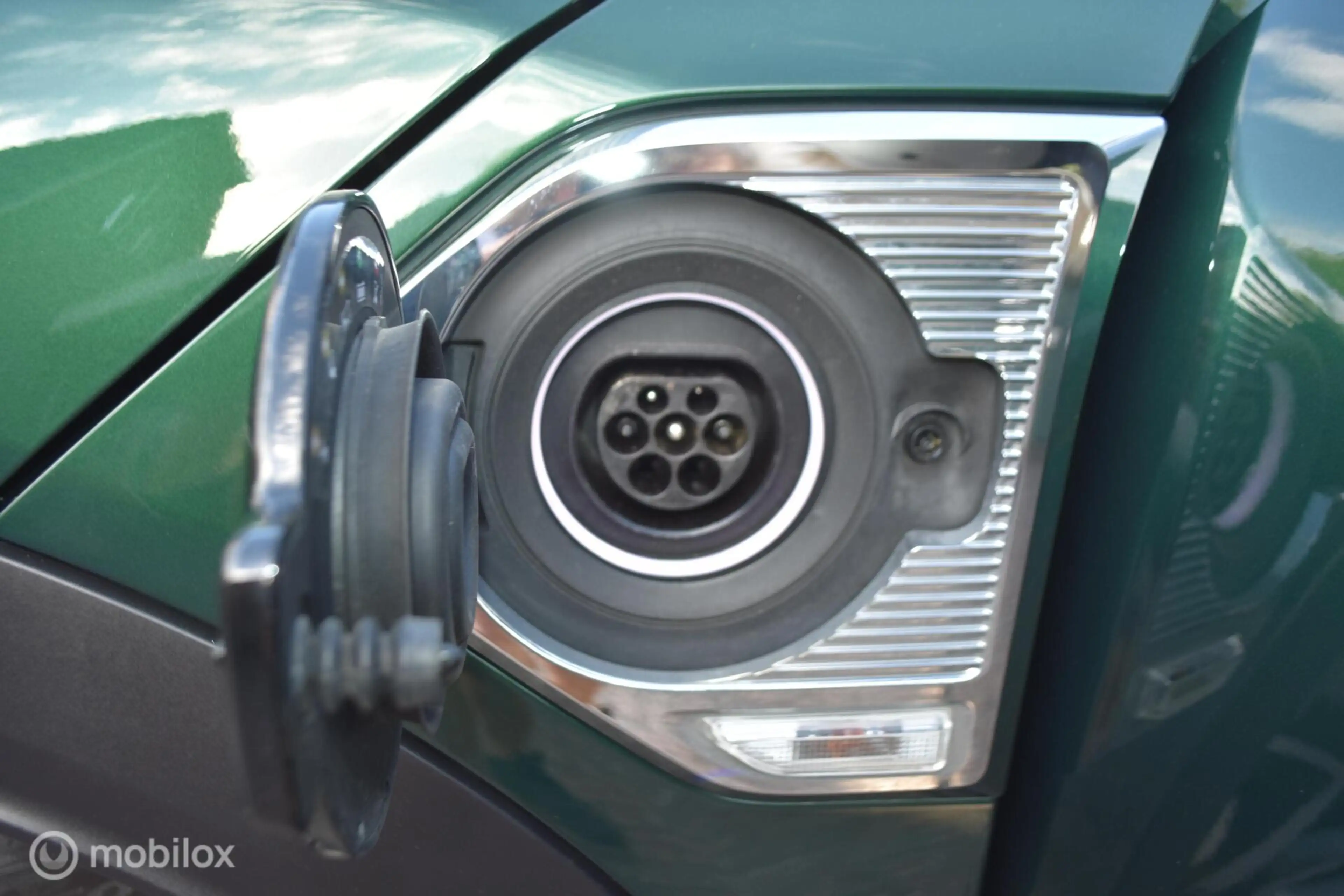 MINI Cooper SE Countryman 1.5 ALL4 Chili — photo 15