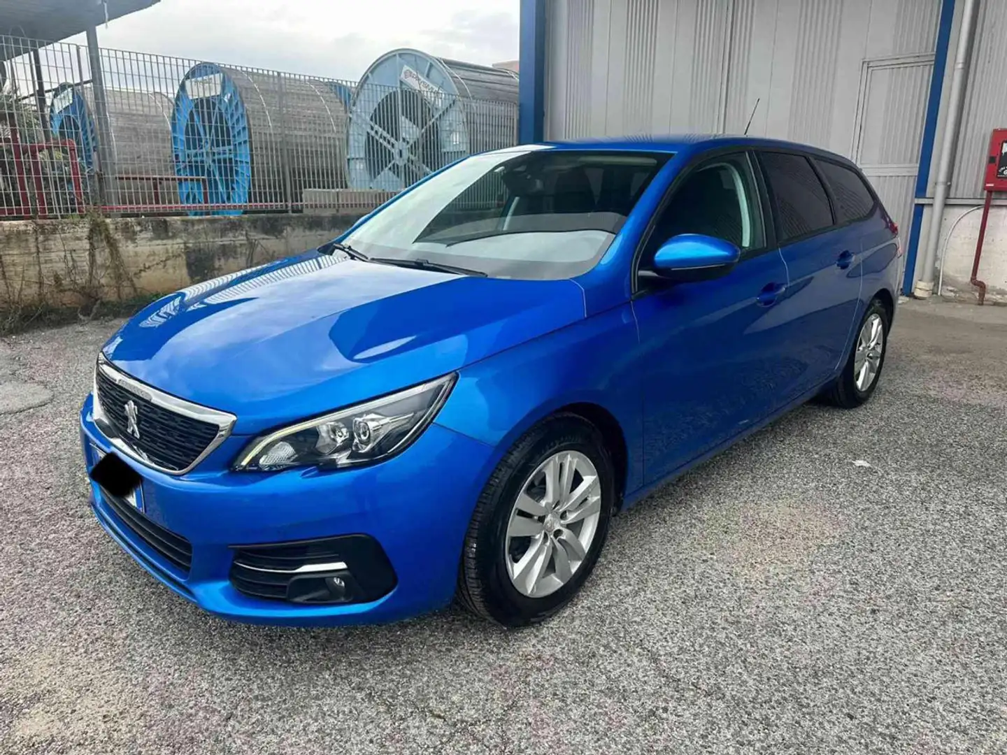 Peugeot 308 BlueHDi 130 S&S EAT8 SW Active Business Bleu - 2