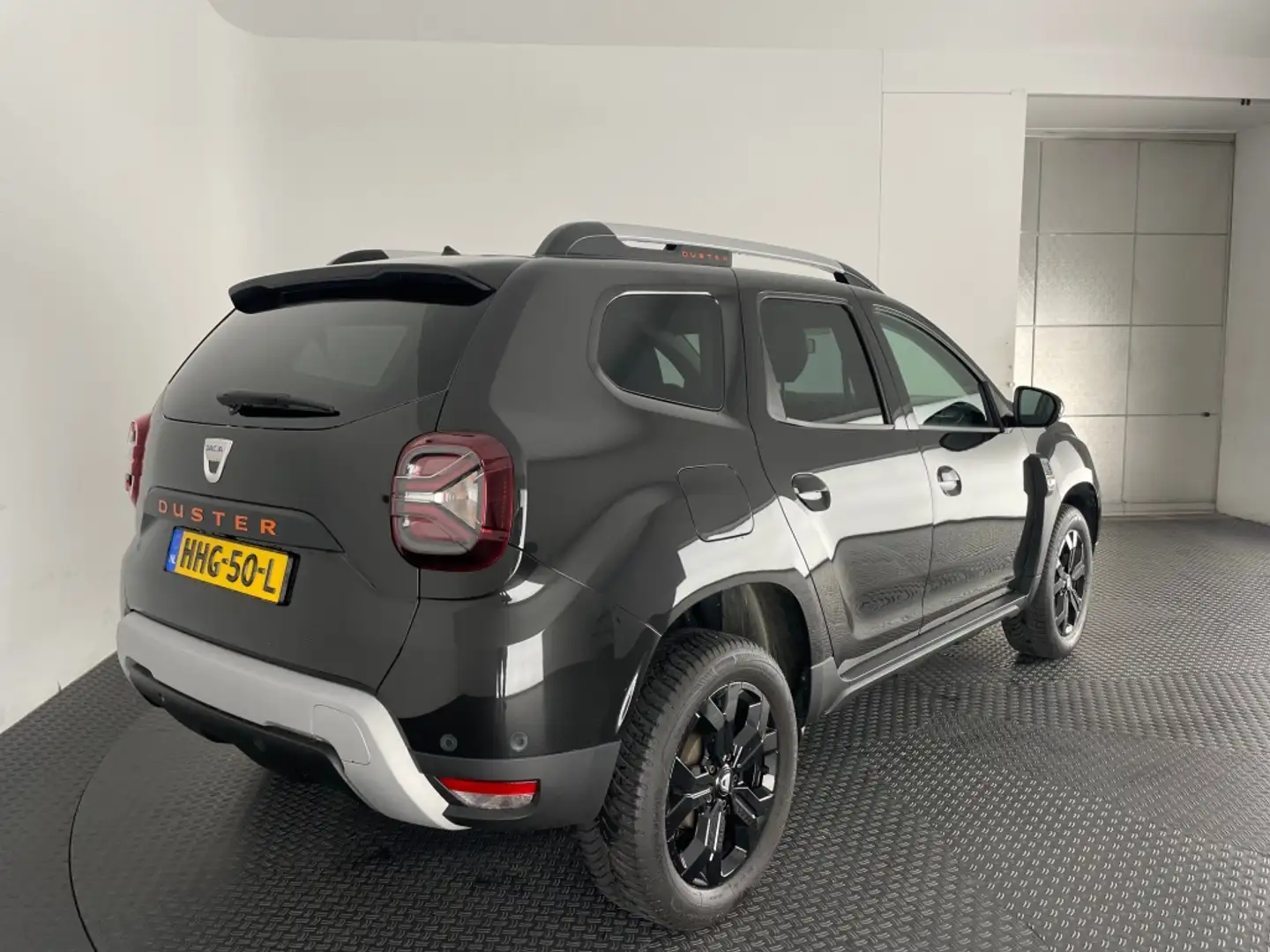 Dacia Duster 1.3 TCe Extreme Half leer/Navi/Camera/Rijklaar pri Nero - 2
