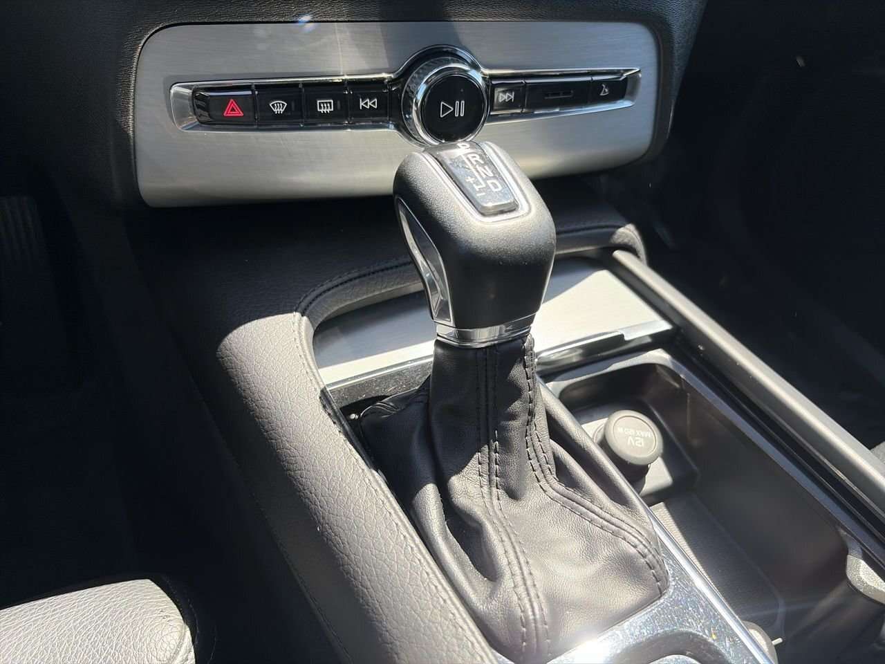 2020 Volvo XC90 T6 AWD Momentum (7-Seat) Local | Accident-Free | M thumb 28