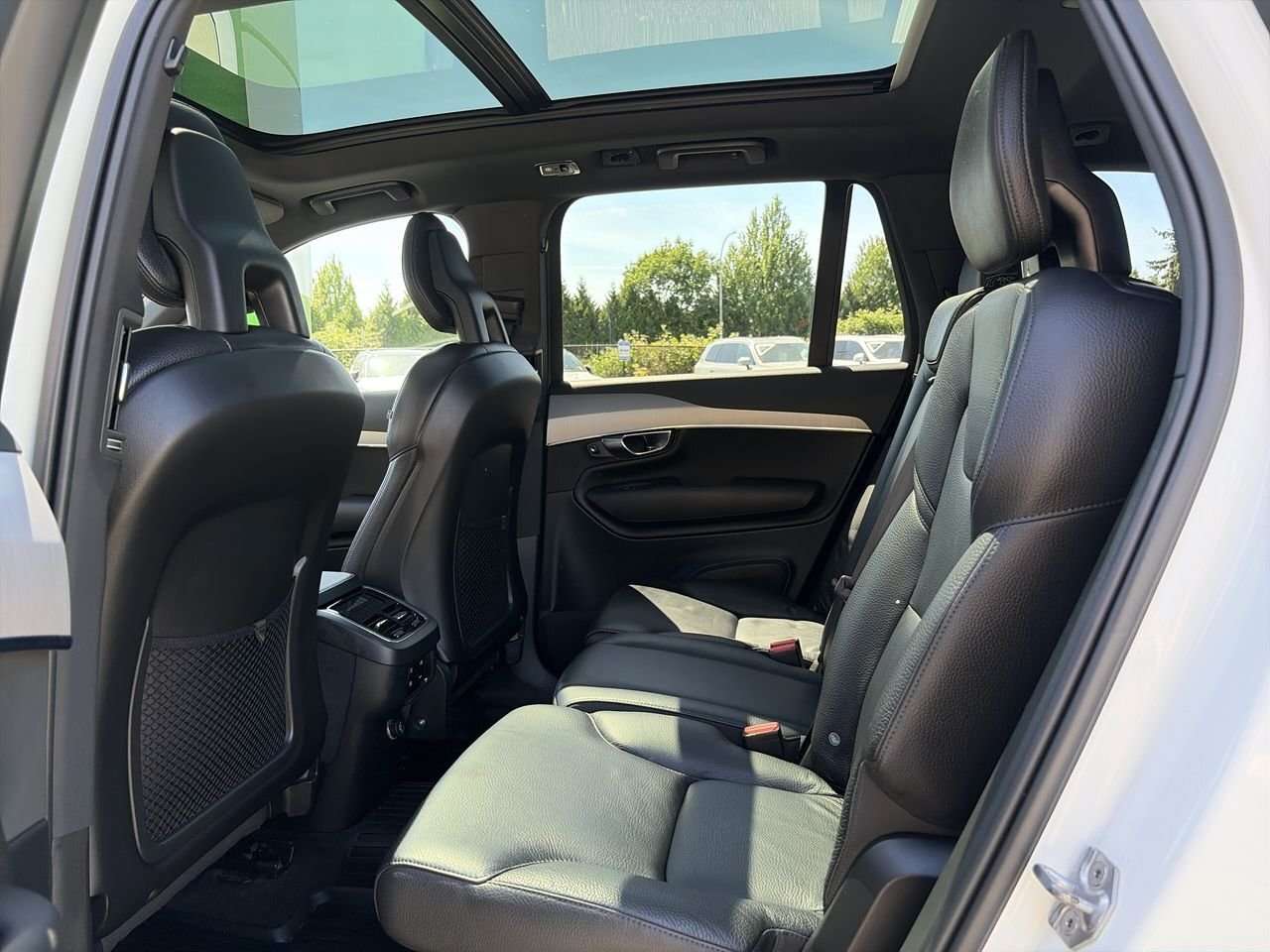 2020 Volvo XC90 T6 AWD Momentum (7-Seat) Local | Accident-Free | M thumb 30