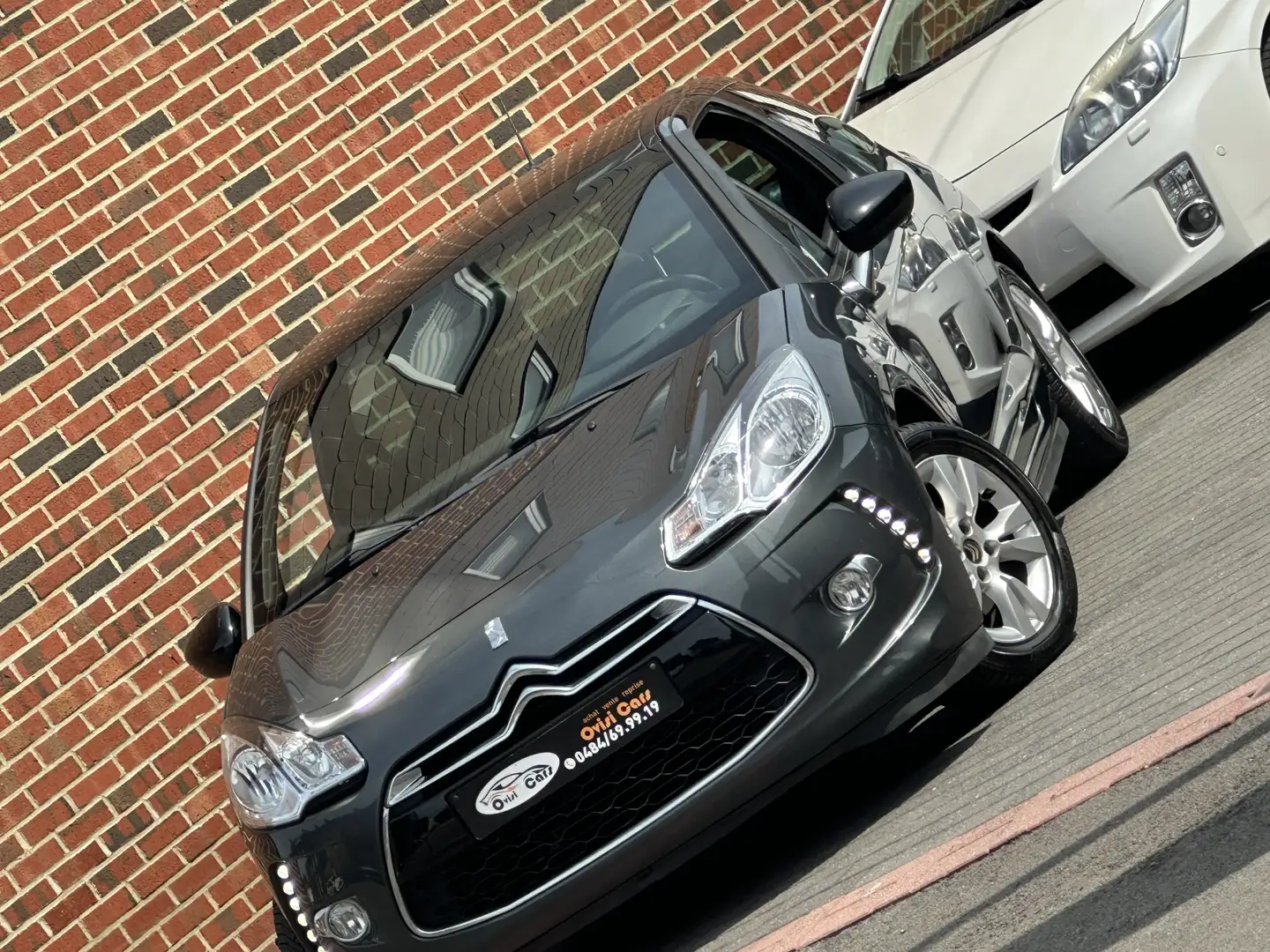DS Automobiles DS 3 // PARFAIT ÉTAT // Szürke - 1
