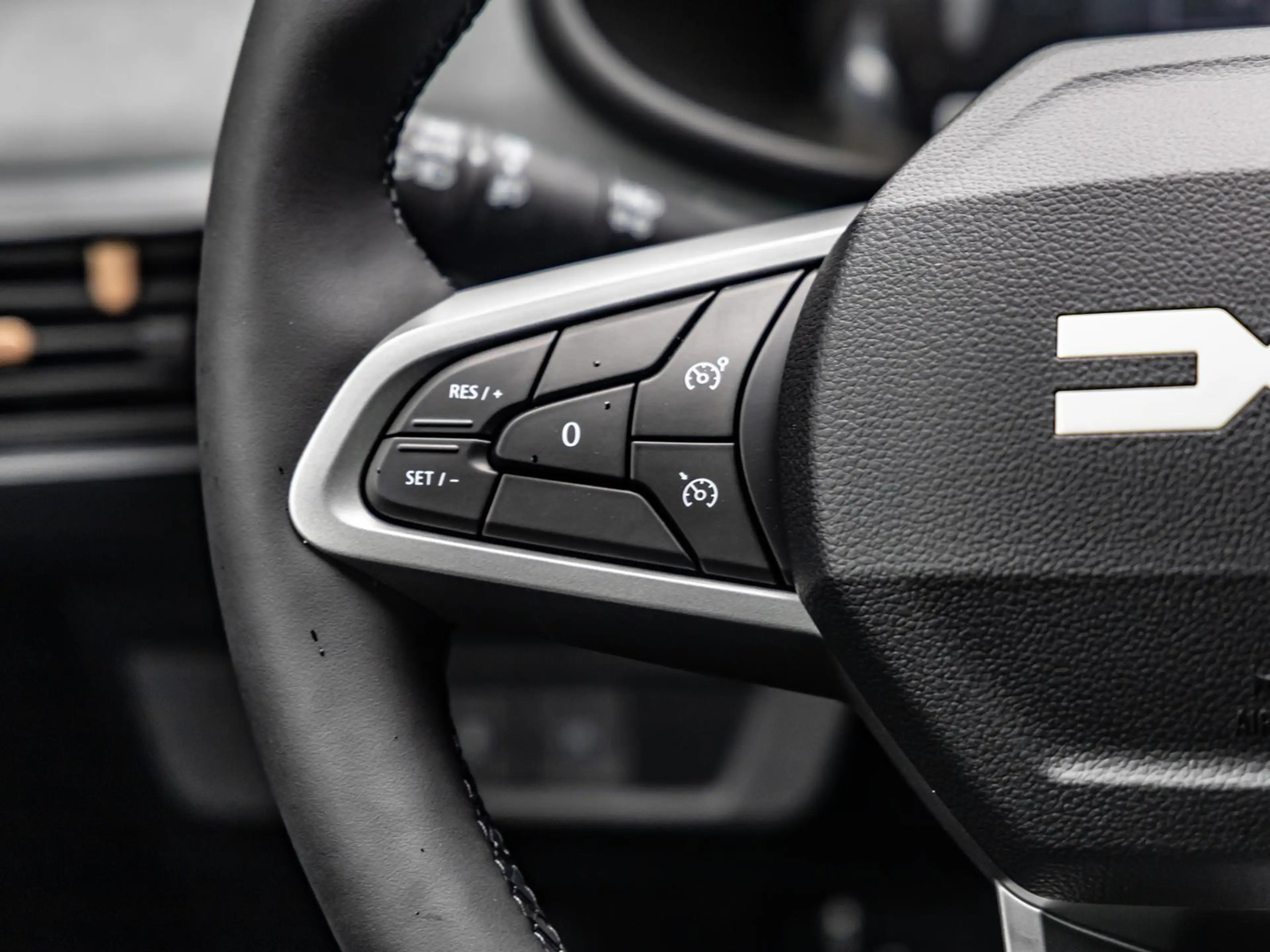 Dacia Sandero Stepway Extreme Eco-G 120 SD LHZ SHZ PDC — photo 10