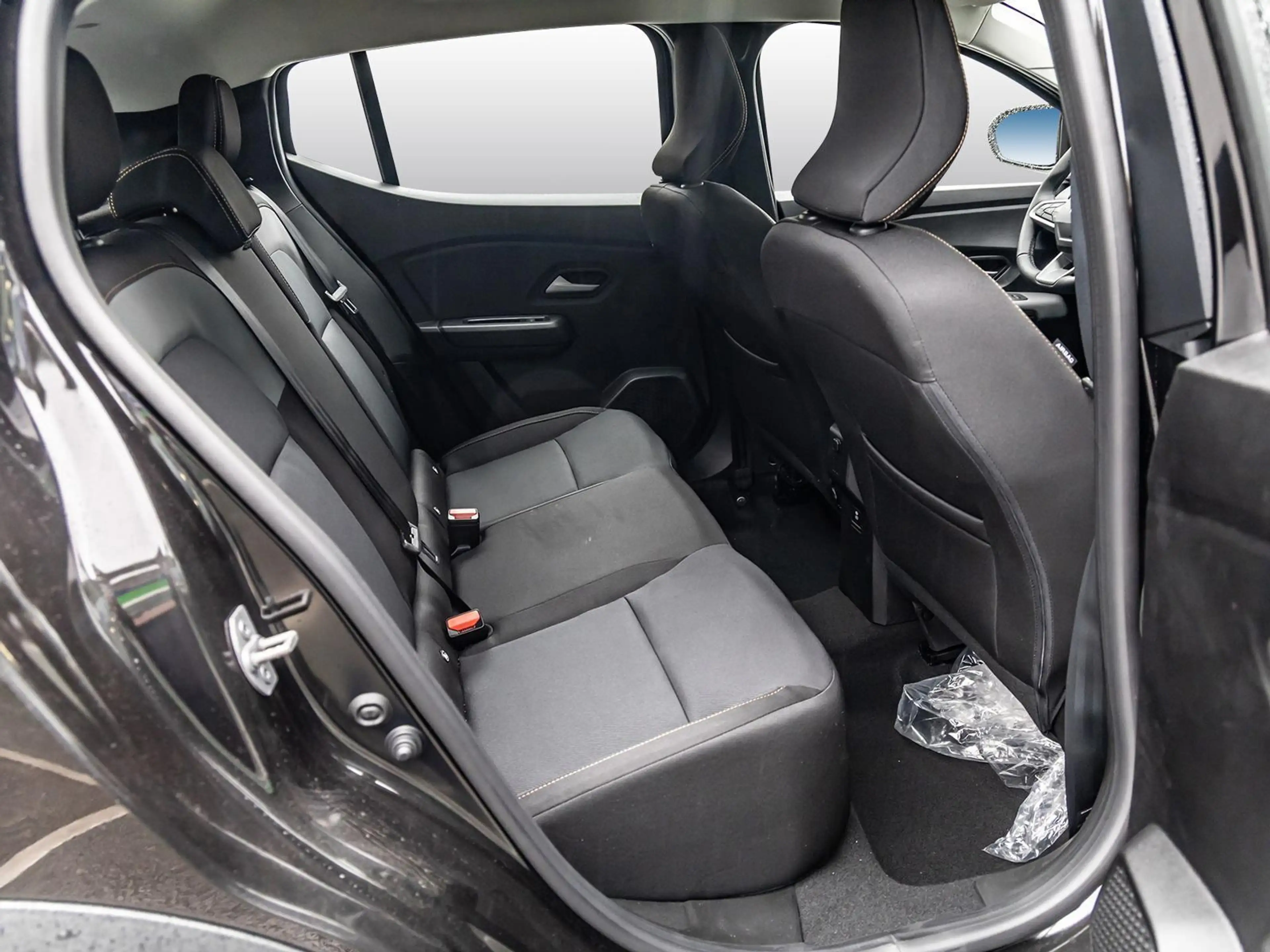 Dacia Sandero Stepway Extreme Eco-G 120 SD LHZ SHZ PDC — photo 6