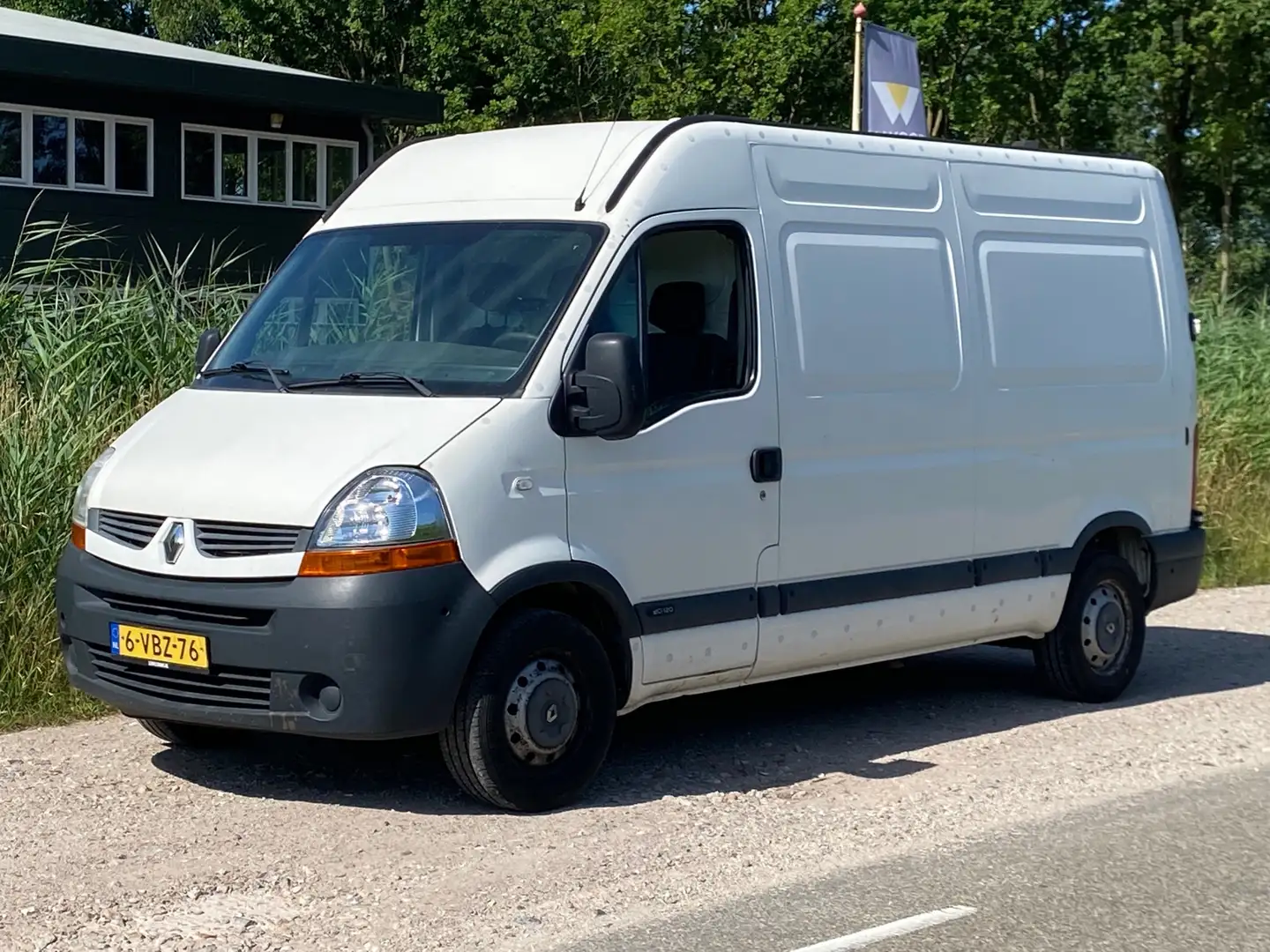 Renault Master T35 2.5 dCi L2H2 Wit - 1