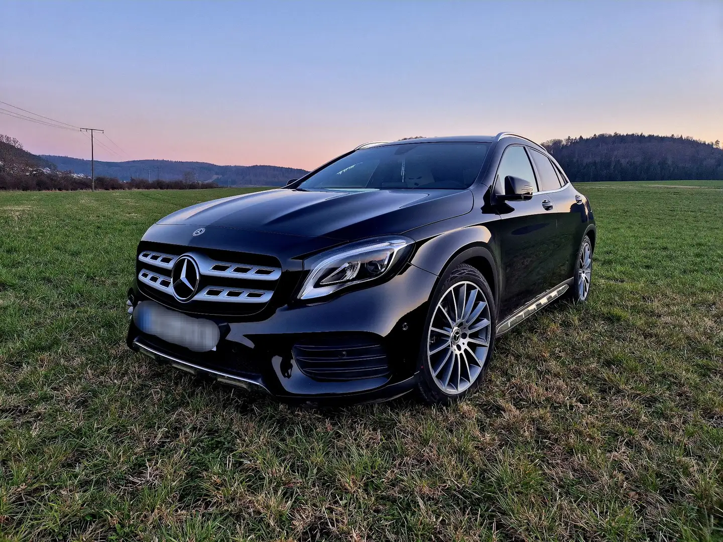 Mercedes-Benz GLA 250 GLA 250 4 Matic AMG Line/Pano/CAM/LED/Autom. . Negro - 2