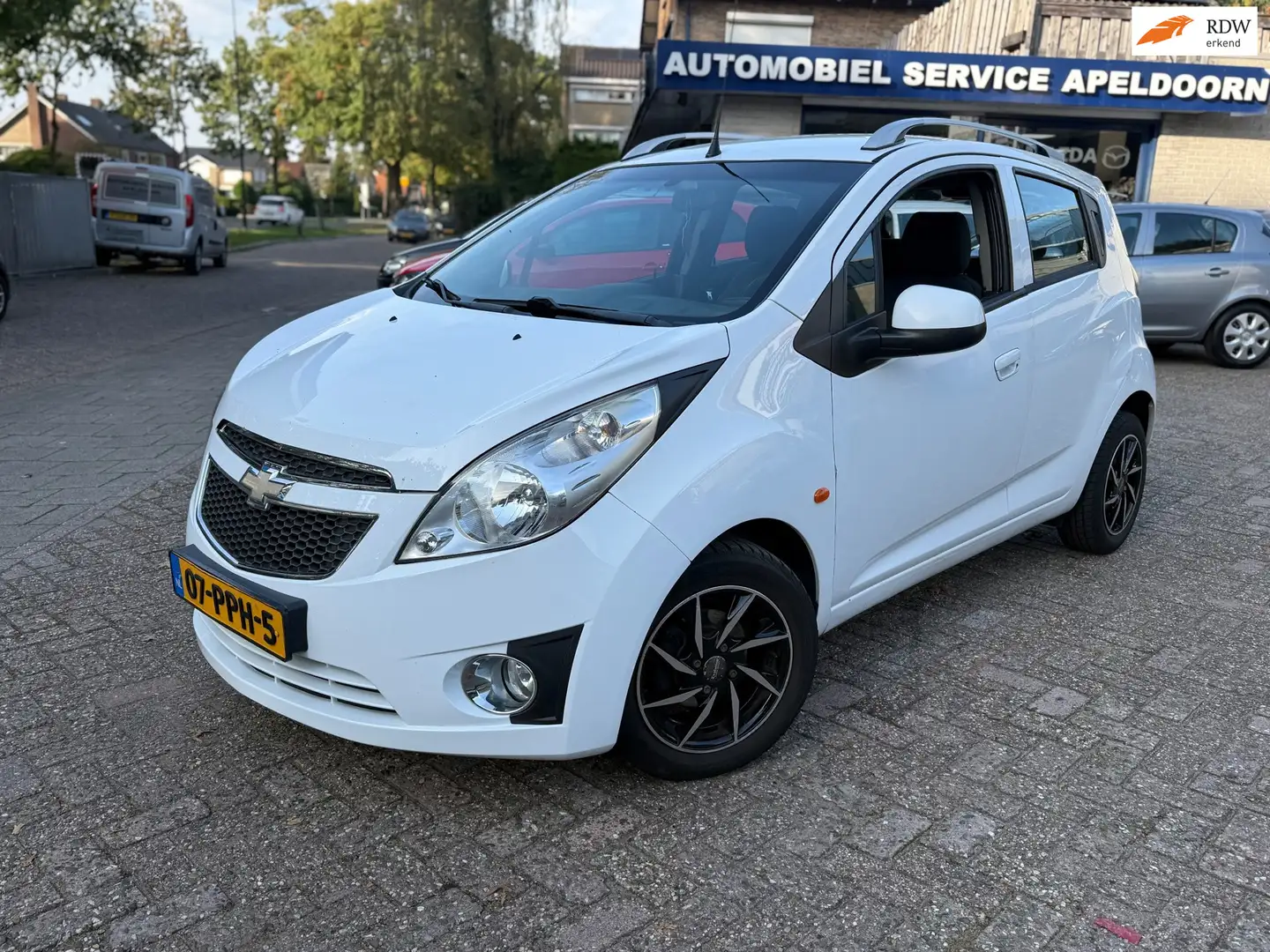 Chevrolet Spark 1.0 16V LS Bi-Fuel * LPG*AIRCO*APK*ELEKT.RAMEN*STU Weiß - 1