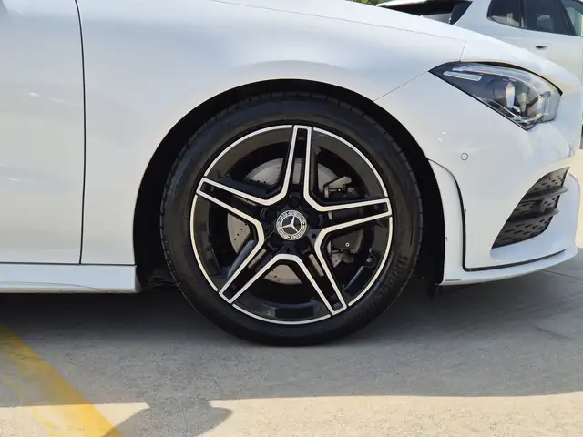 Mercedes-Benz CLA view 12