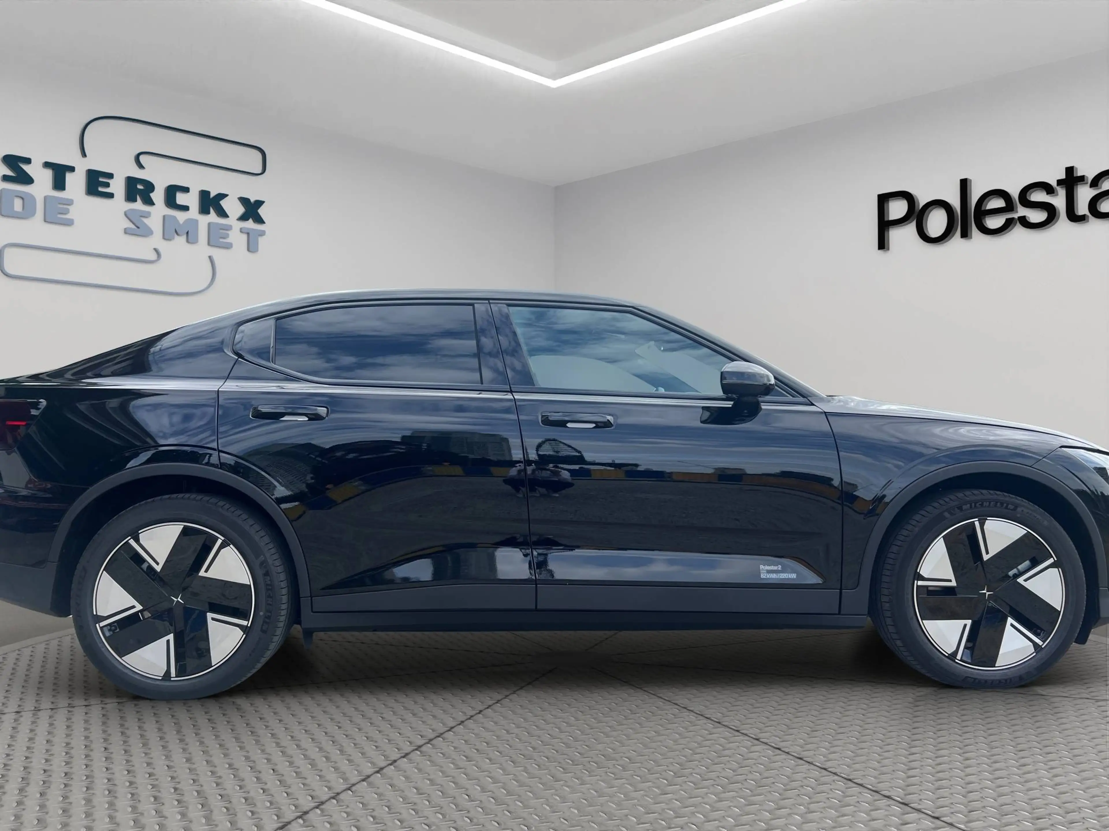 Polestar 2 Polestar 2 82 kWh Long Range Single Motor Business Business — photo 7