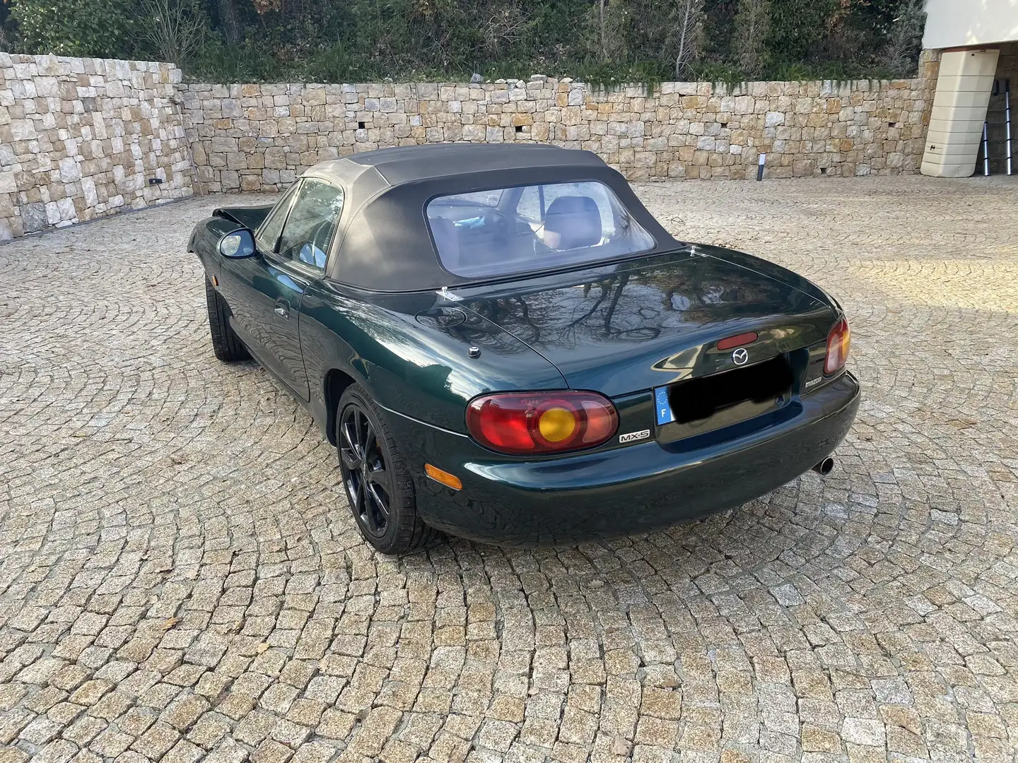 Mazda MX-5 MX5 Cabriolet 1.8i - 2