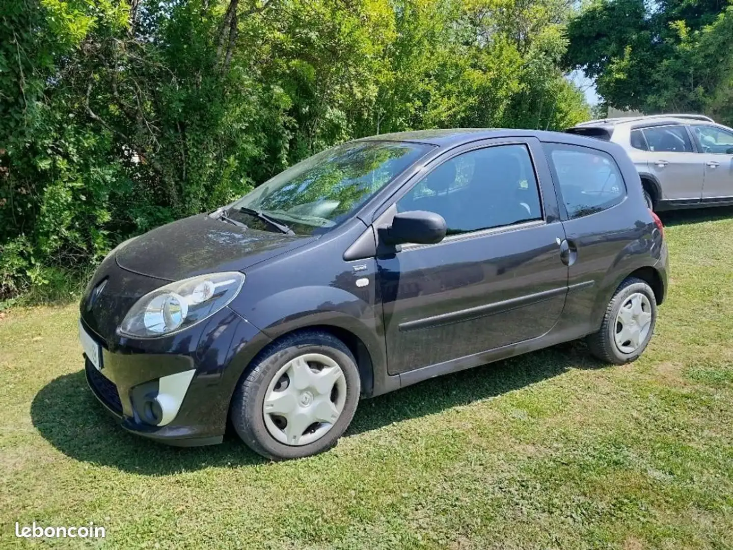 Renault Twingo II 1.2 LEV 16v 75ch Walkman Garantie 12 mois Distr Noir - 1