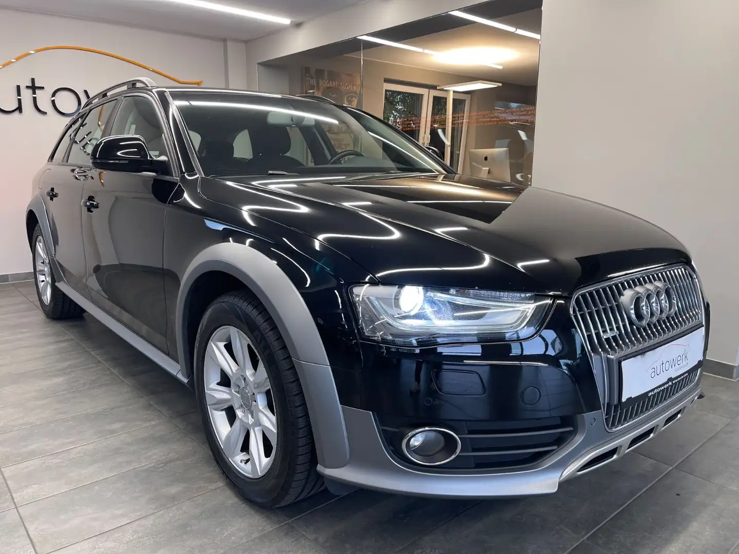 Audi A4 allroad quattro 3.0 TDI*Stronic/MMI+/BiXe+* Schwarz - 1