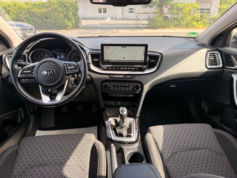 Kia Ceed / cee'd Vision — photo 9