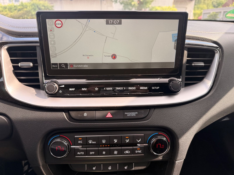 Kia Ceed / cee'd Vision — photo 13