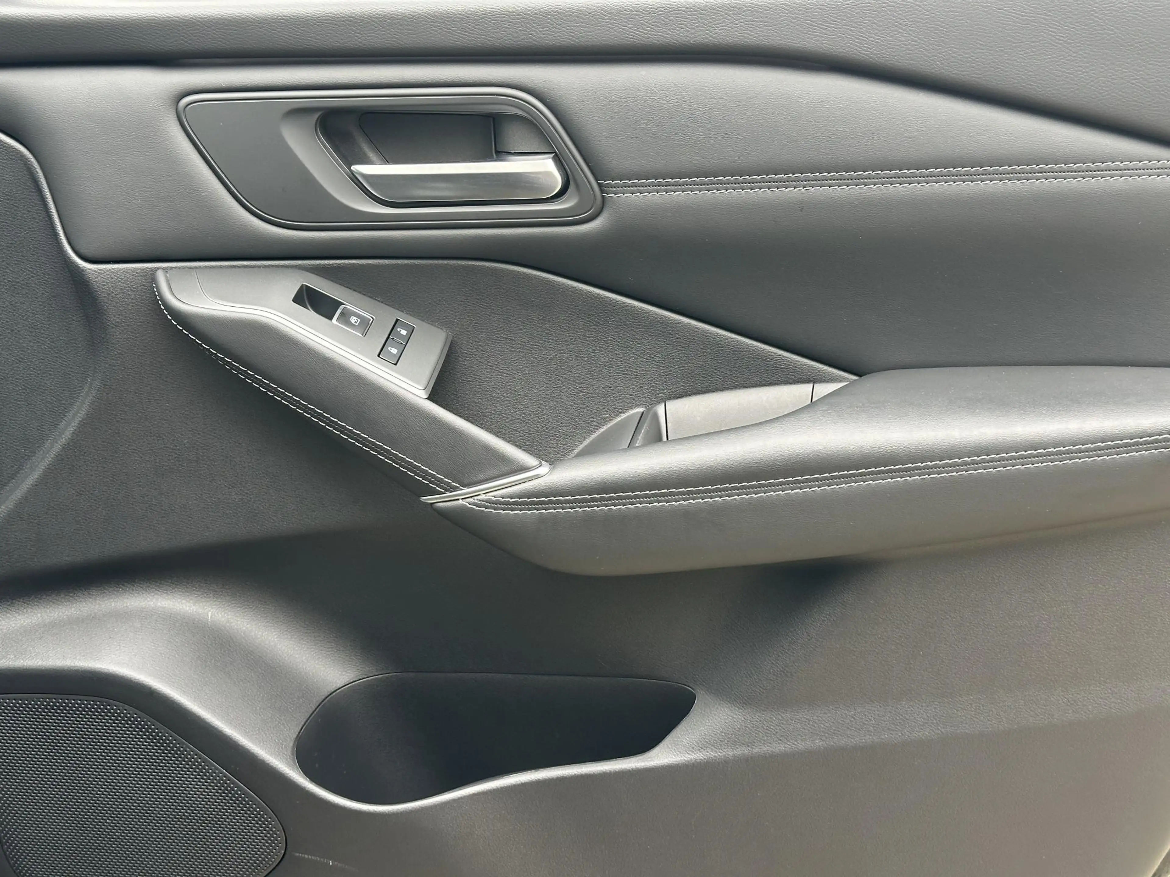 Nissan Qashqai 1.3 MHEV Xtronic N-Connecta | Carplay/360 Camera/A — photo 23