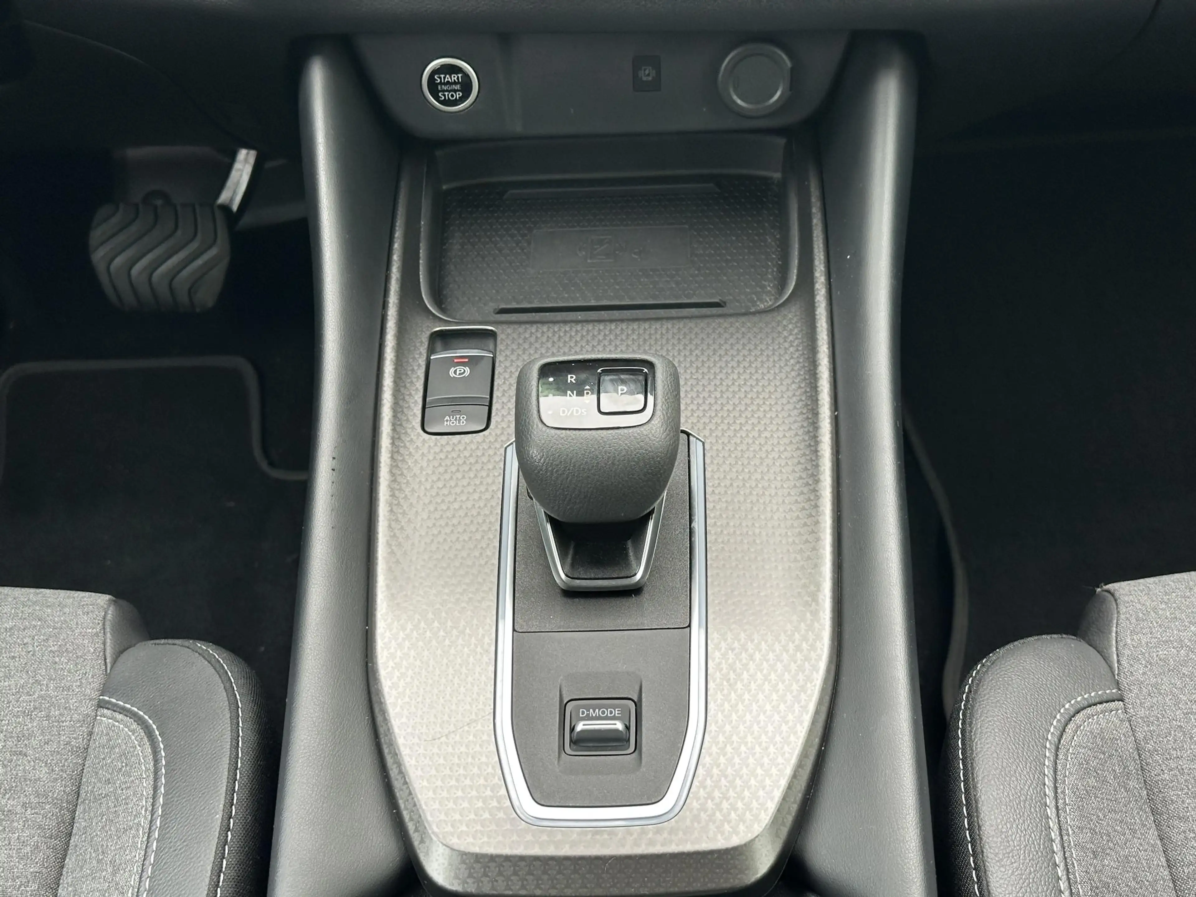 Nissan Qashqai 1.3 MHEV Xtronic N-Connecta | Carplay/360 Camera/A — photo 38