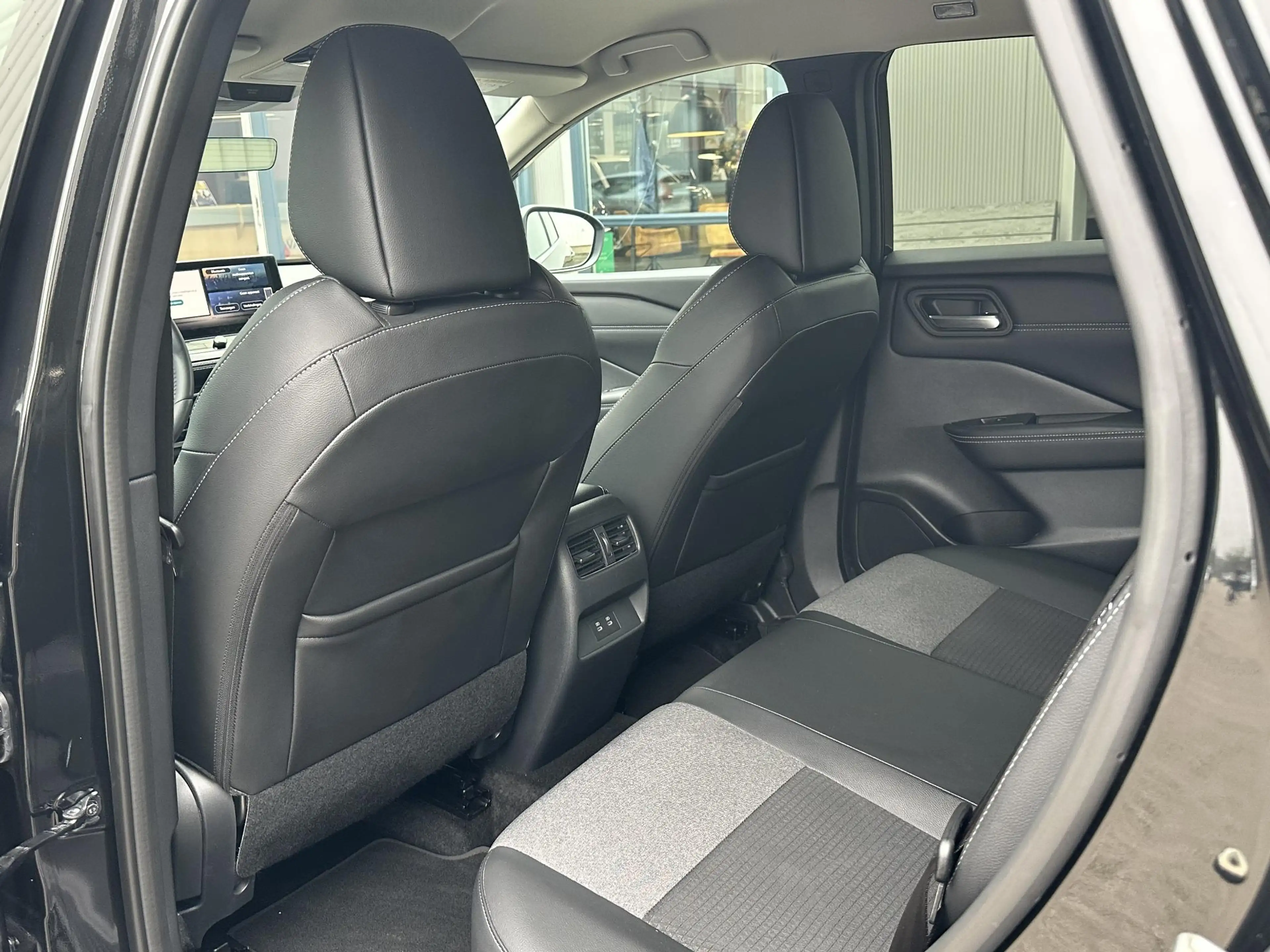Nissan Qashqai 1.3 MHEV Xtronic N-Connecta | Carplay/360 Camera/A — photo 36