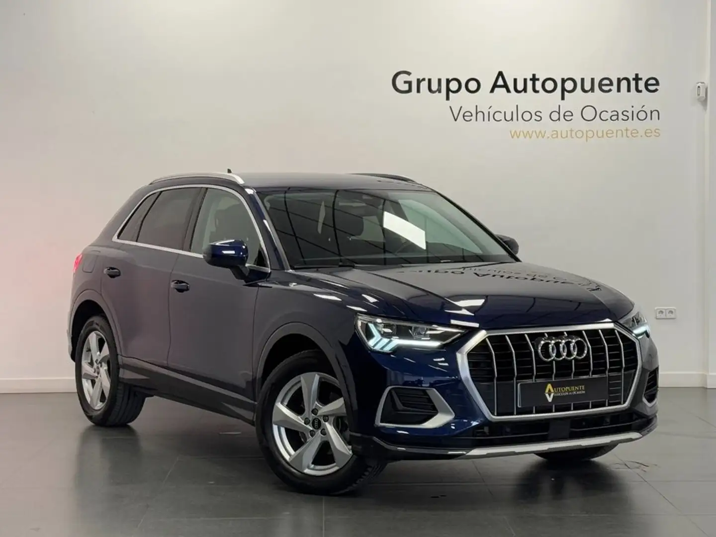 Audi Q3 ADVANCED Bleu - 1