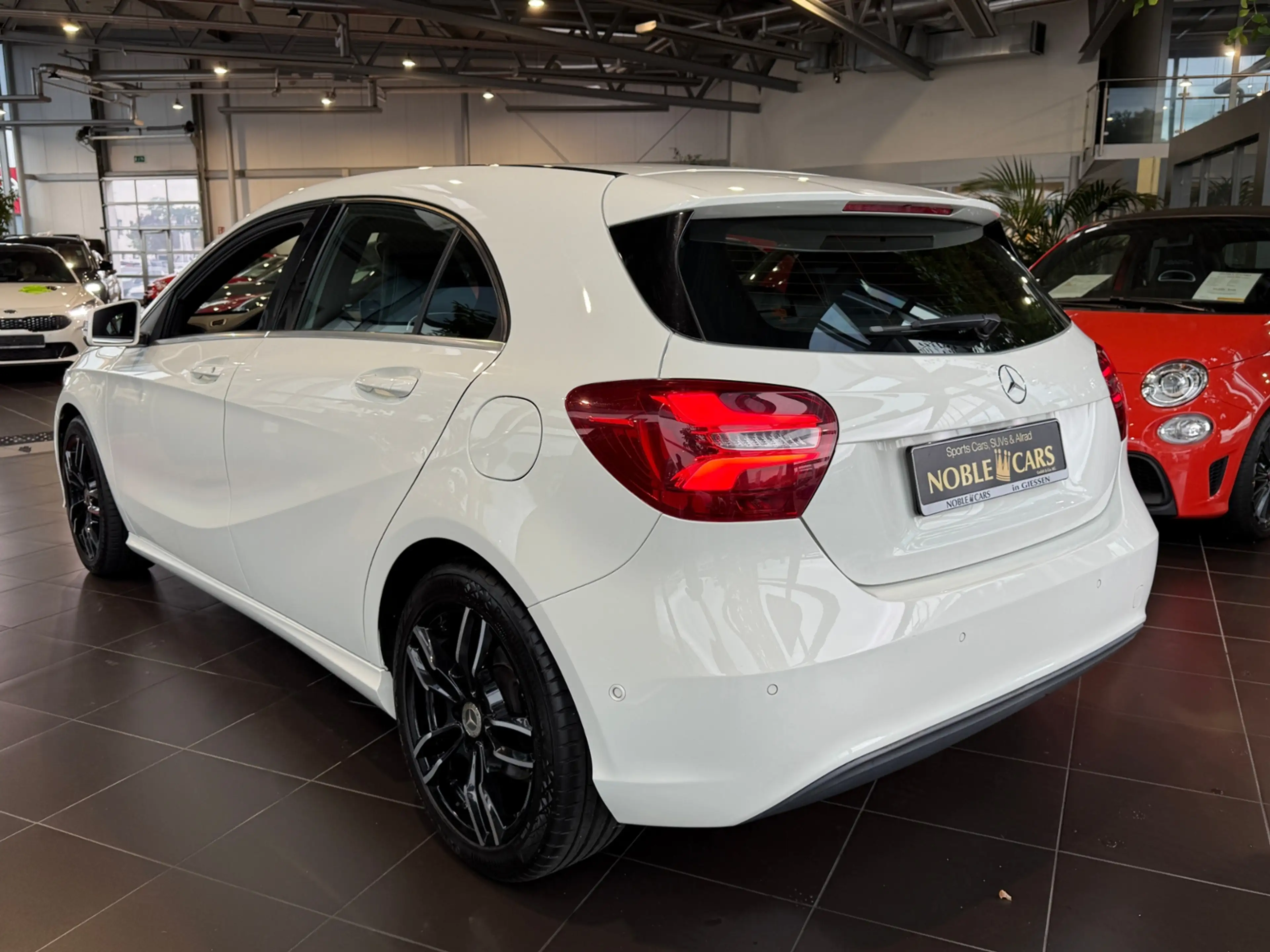 Mercedes-Benz A 180 A180 BlueEfficiency KAM LED NAVI — photo 5