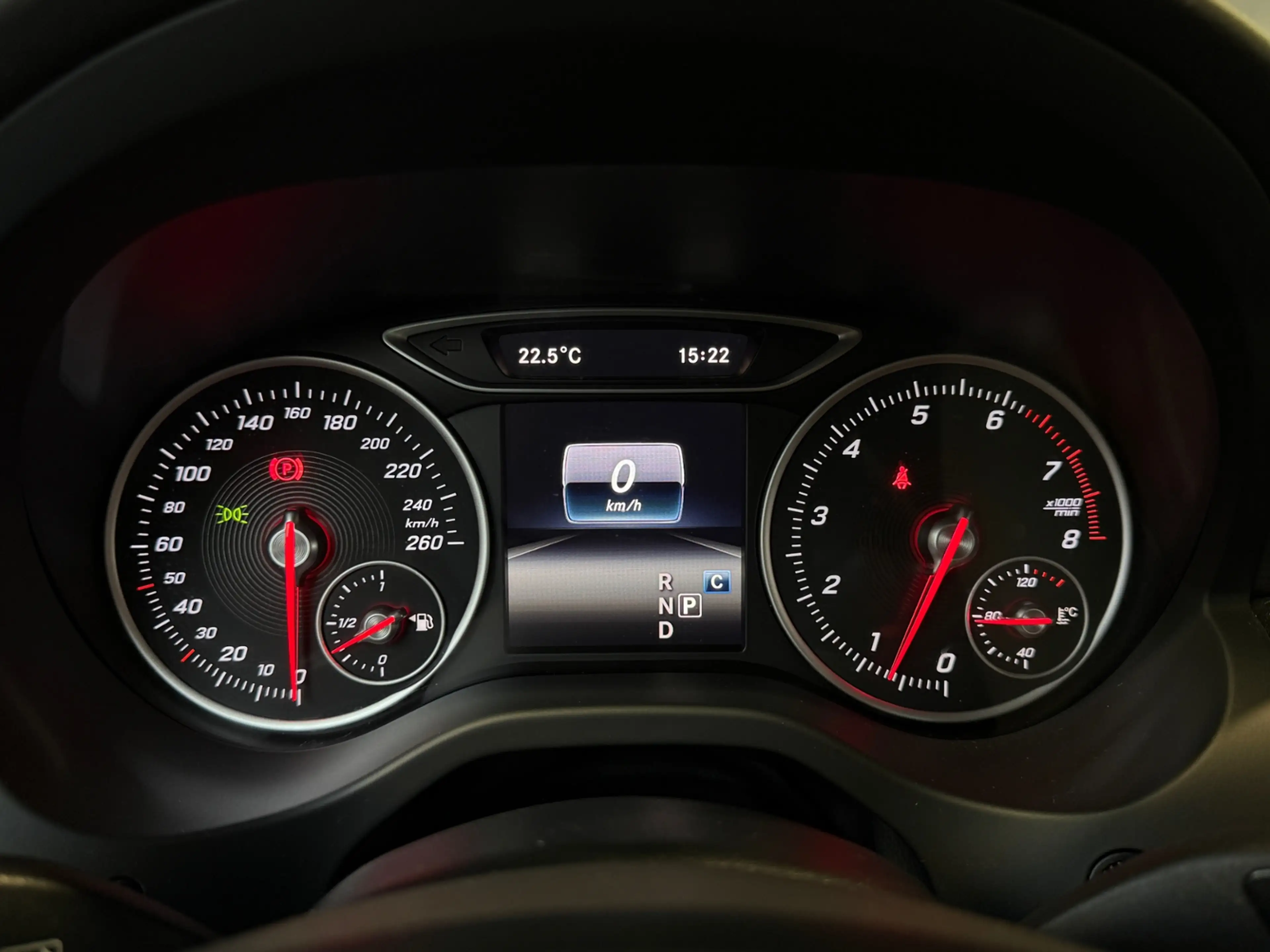 Mercedes-Benz A 180 A180 BlueEfficiency KAM LED NAVI — photo 13