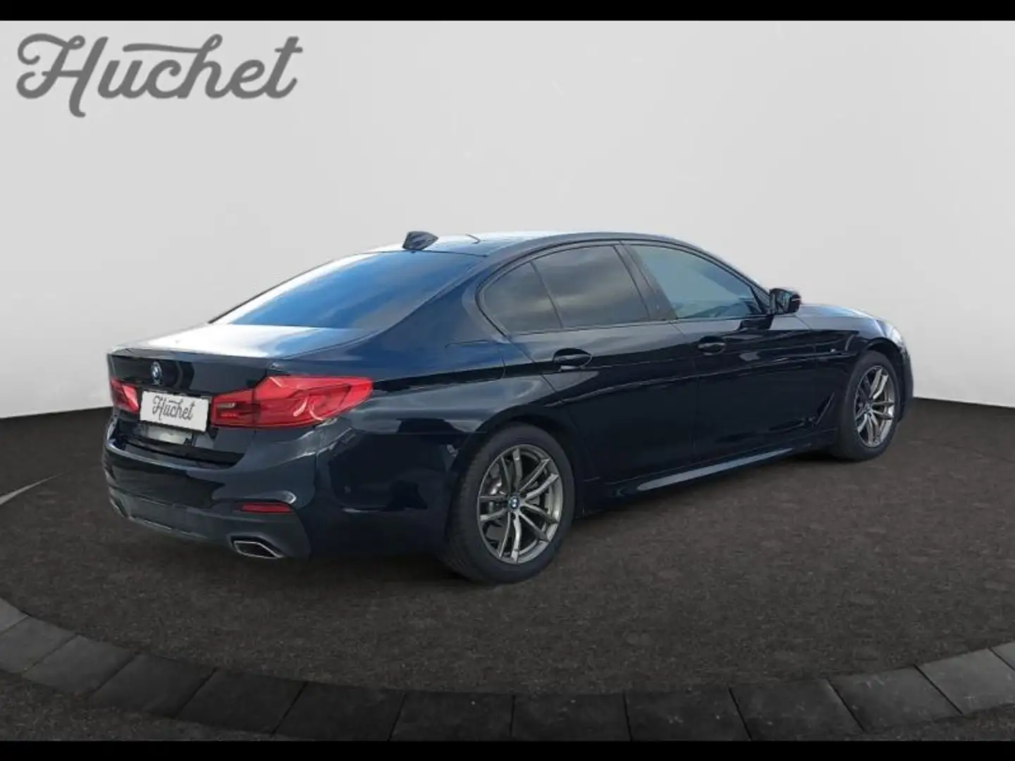 BMW 520 520dA xDrive 190ch M Sport Steptronic Euro6d-T 117g Zwart - 2