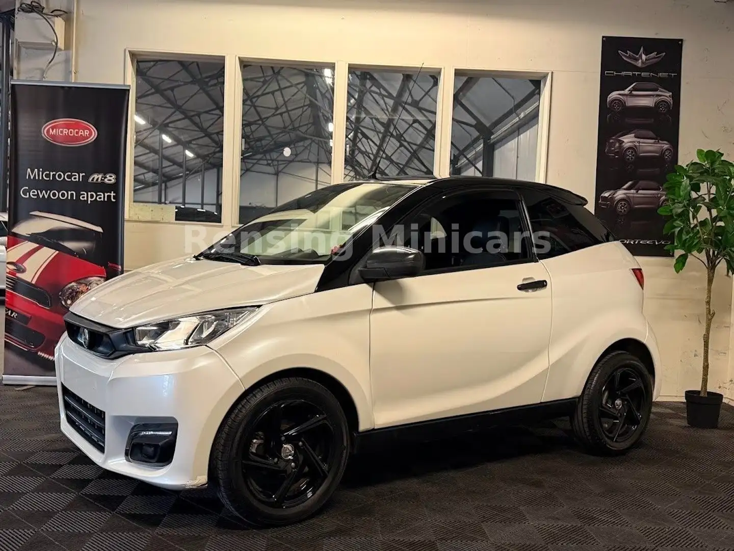 Aixam Coupé GT PREMIUM 8 PS Mopedauto Microcar 45 KM Blanc - 1