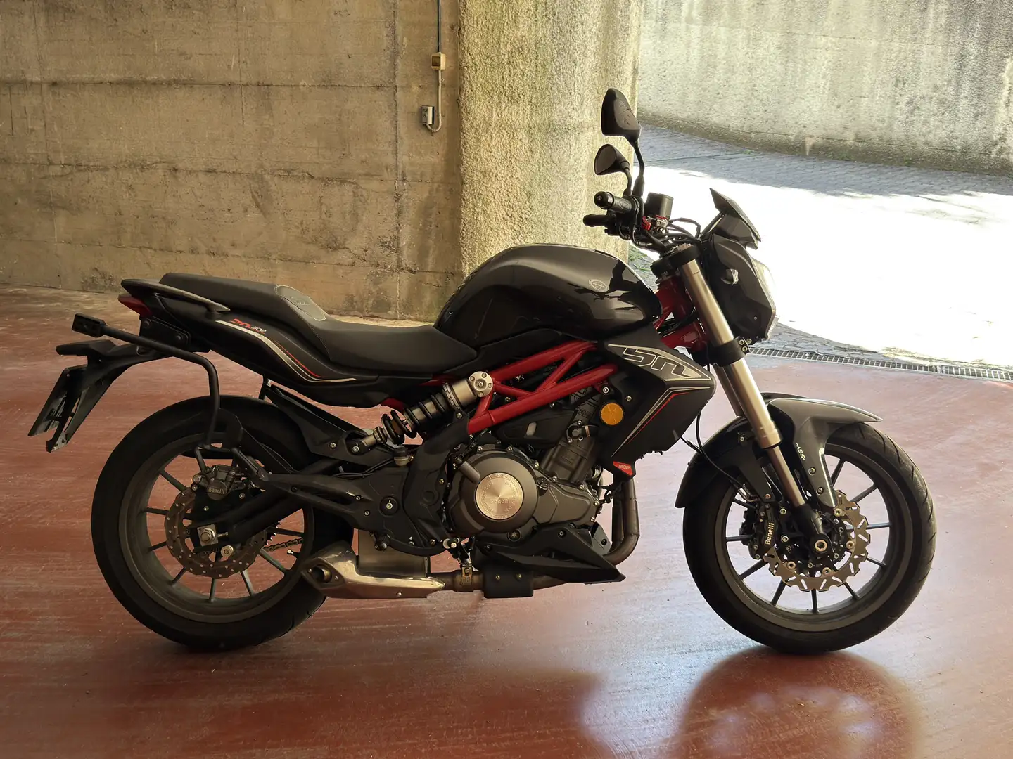 Benelli BN 302 Fekete - 2